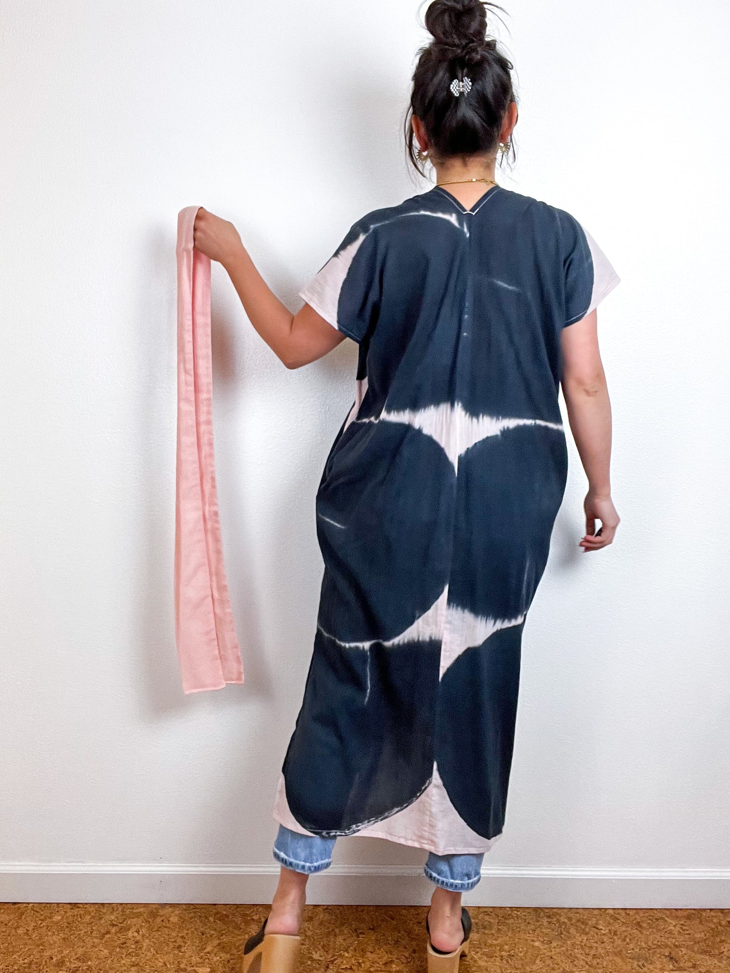 Single Gauze Midi Caftan Dress Blush Graphite Brushstrokes