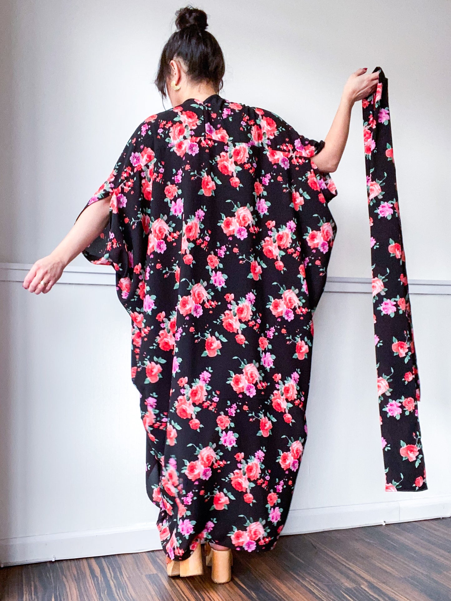 Print High Low Kimono Black Red Pink Roses