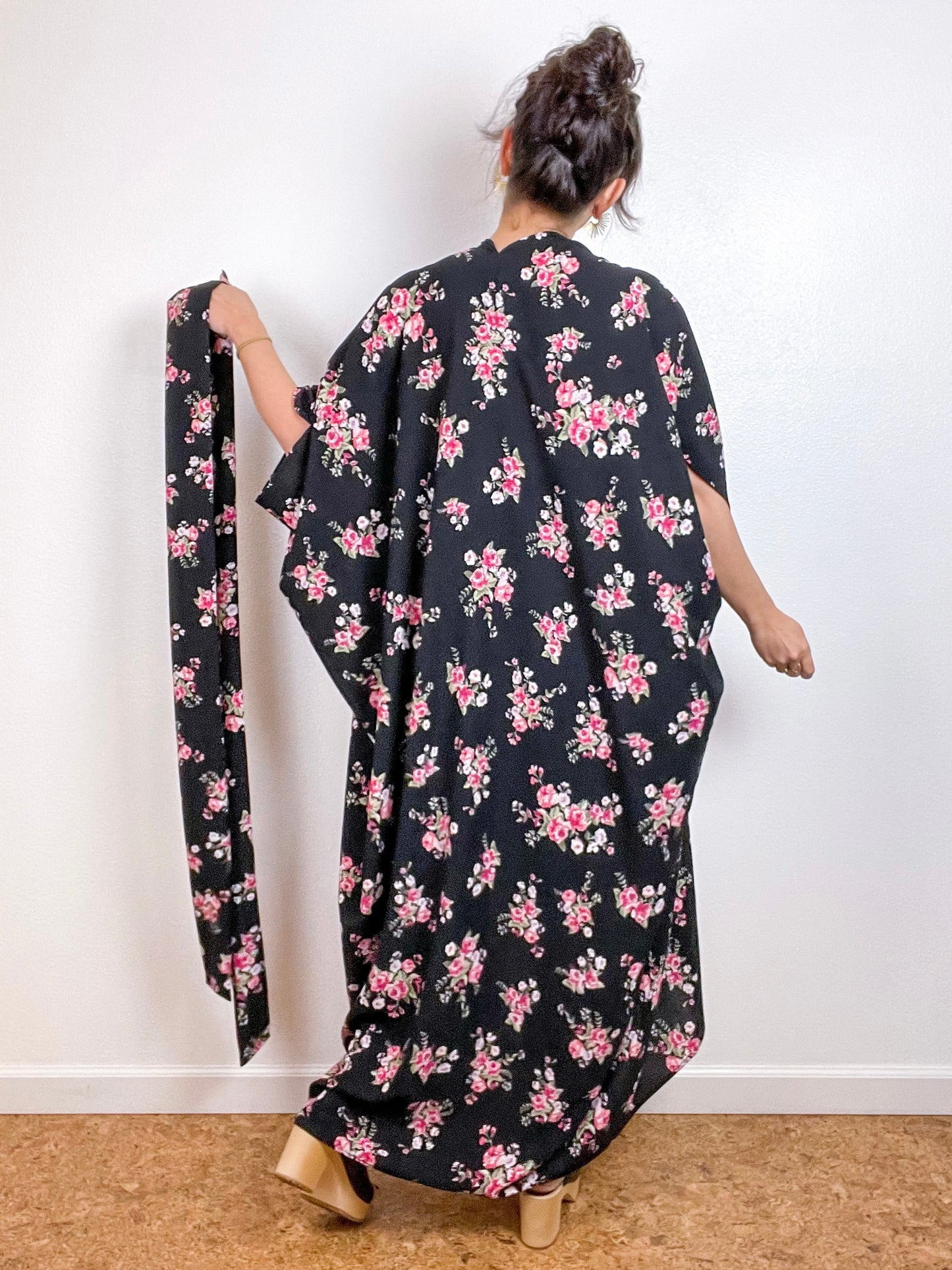 Print High Low Kimono Black Pink Rose Floral Bubble Crepe