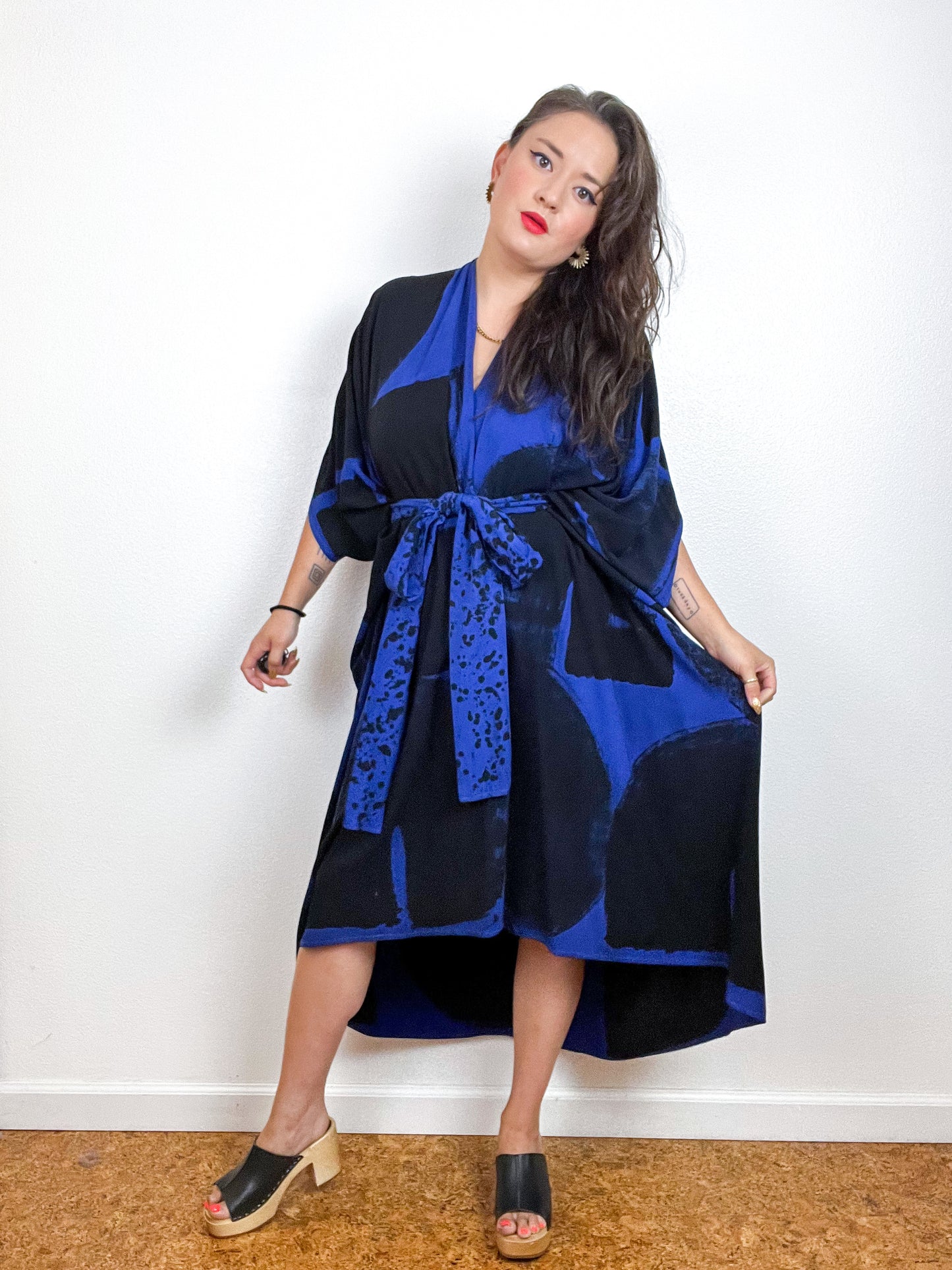 Hand-Dyed High Low Kimono Electric Blue Black Brushstroke