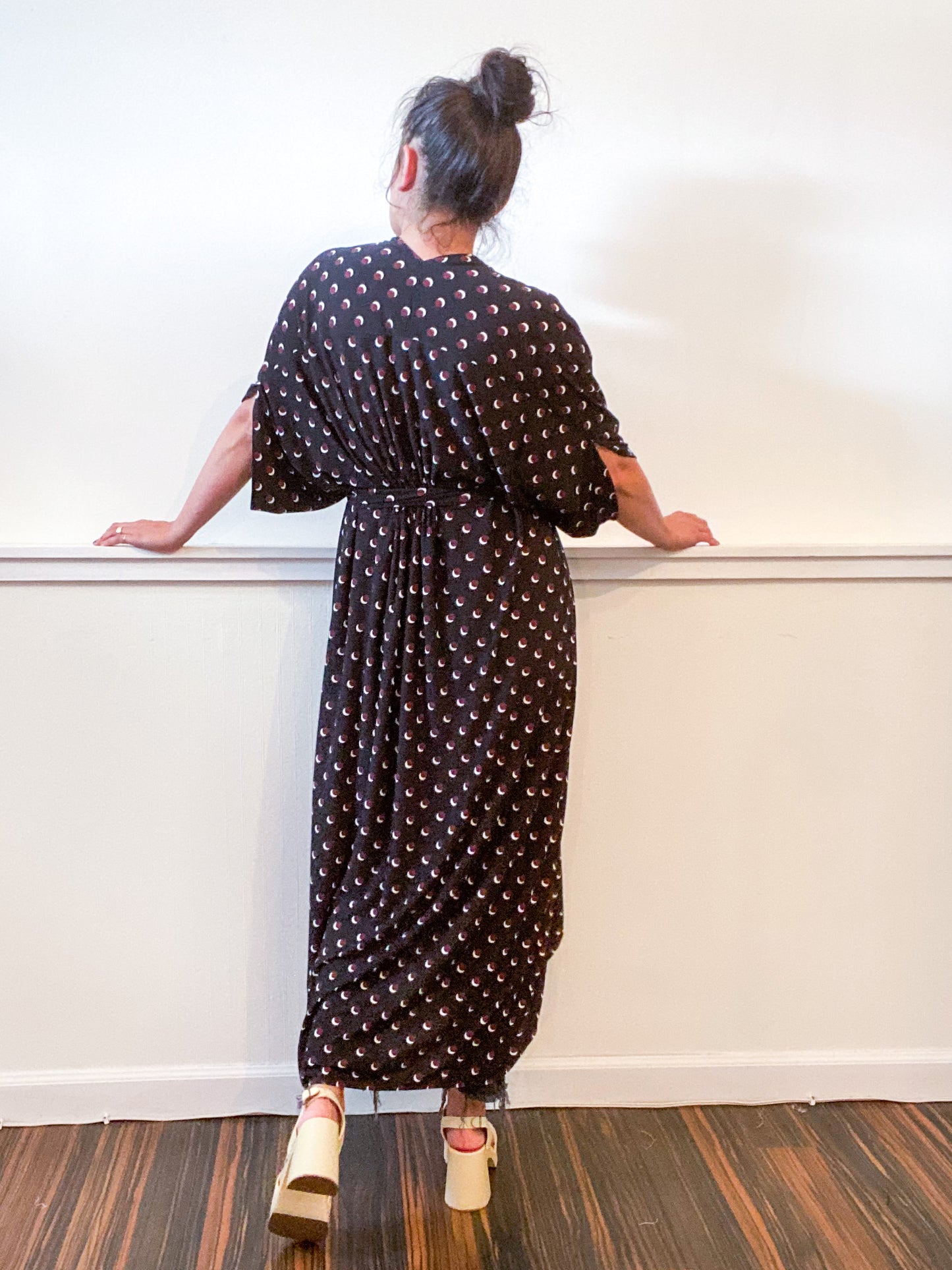 Print High Low Kimono Black Maroon Dots Slinky Knit