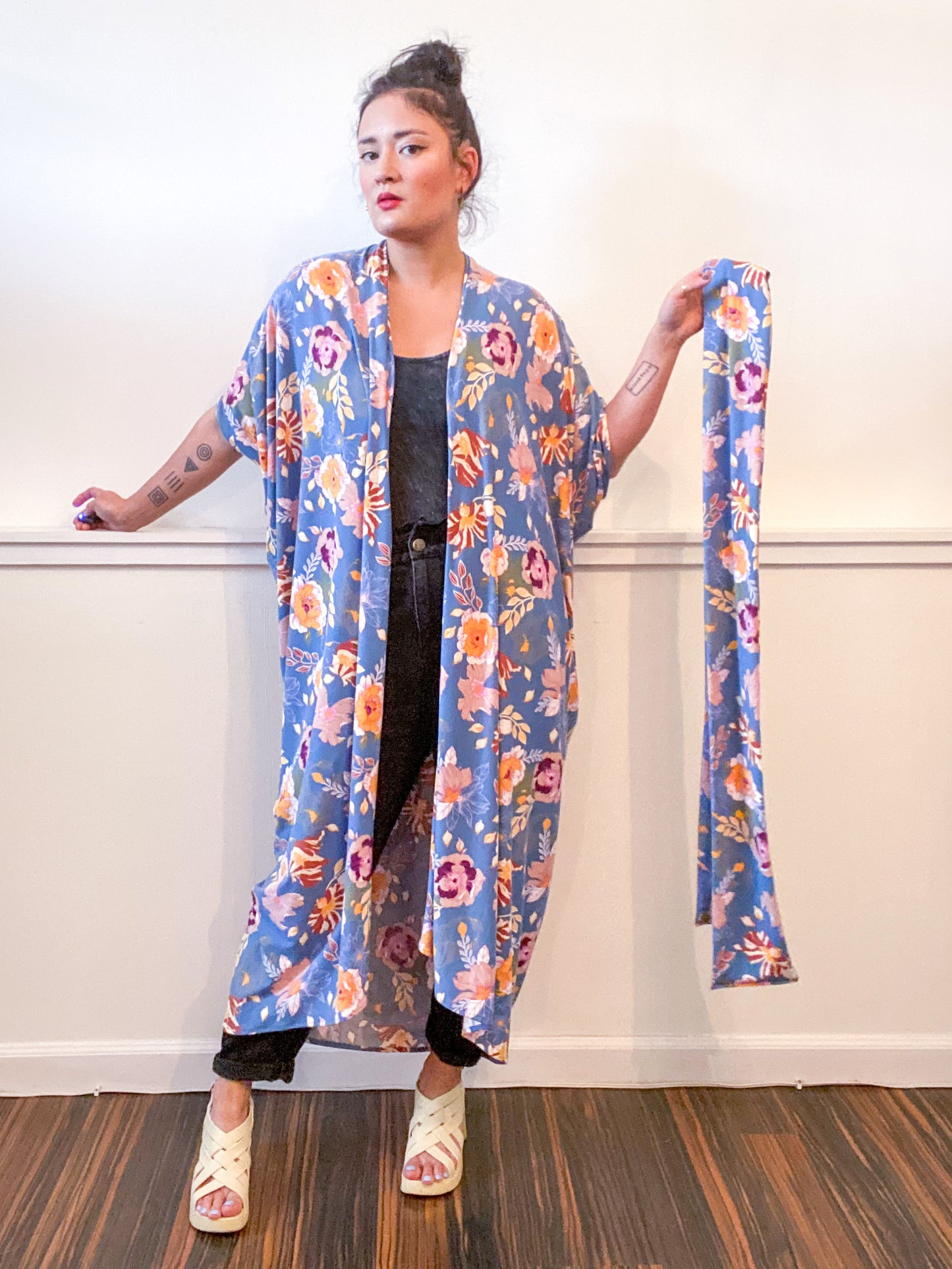 Print High Low Kimono Blue Multi Floral Knit