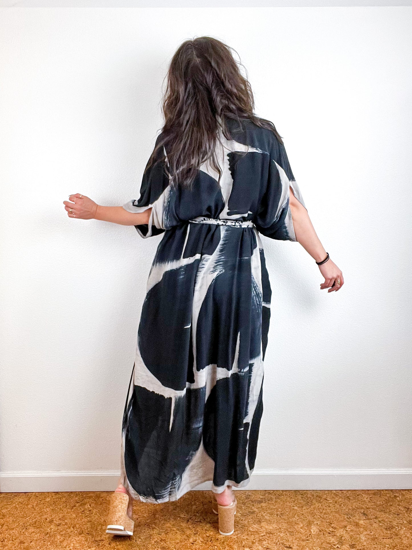 Hand-Dyed High Low Kimono Silver Black Brushstroke