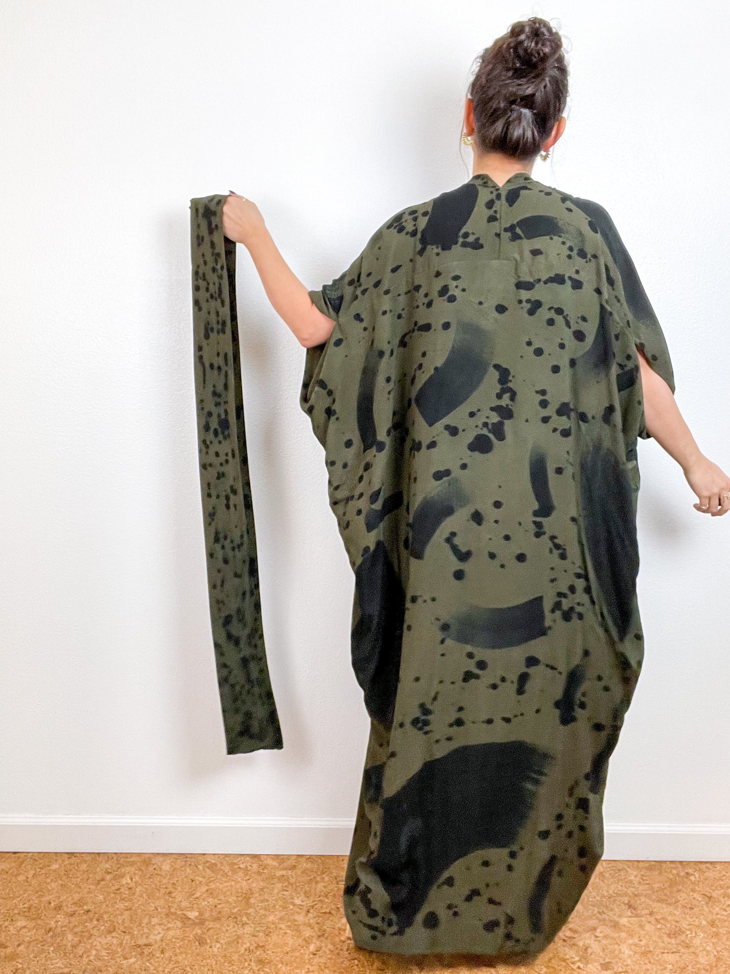 Hand-Dyed High Low Kimono Forest Black Confetti