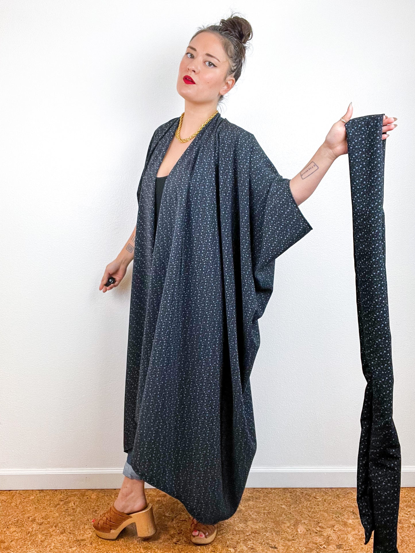 Print High Low Kimono Black Graphite Crepe
