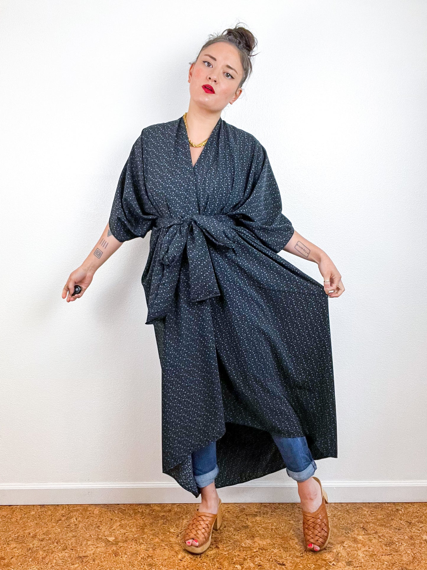 Print High Low Kimono Black Graphite Crepe
