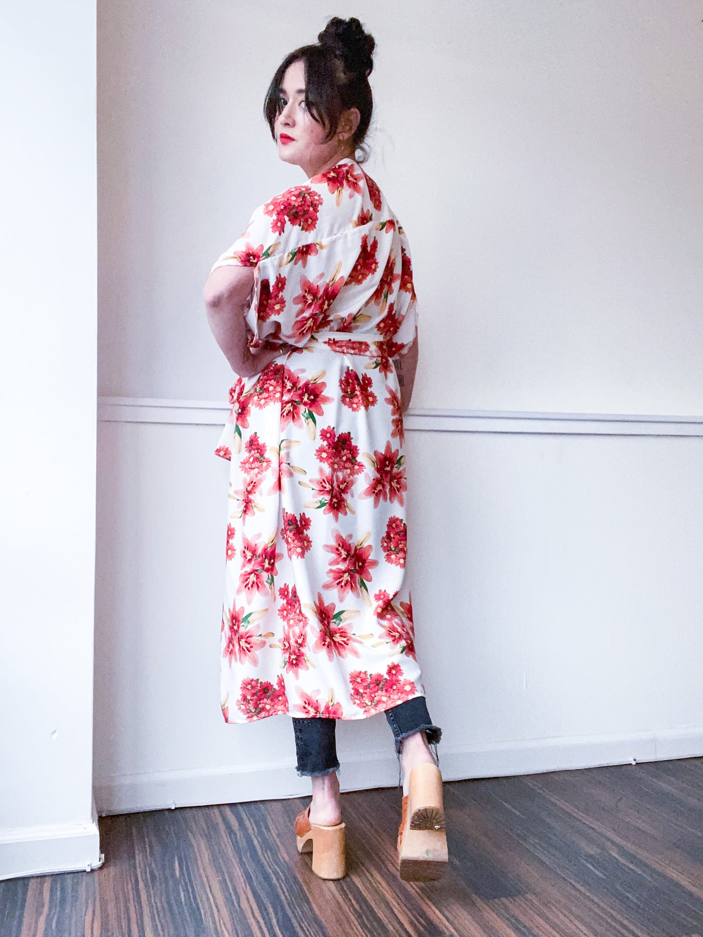 Print High Low Kimono Coral Lily Floral