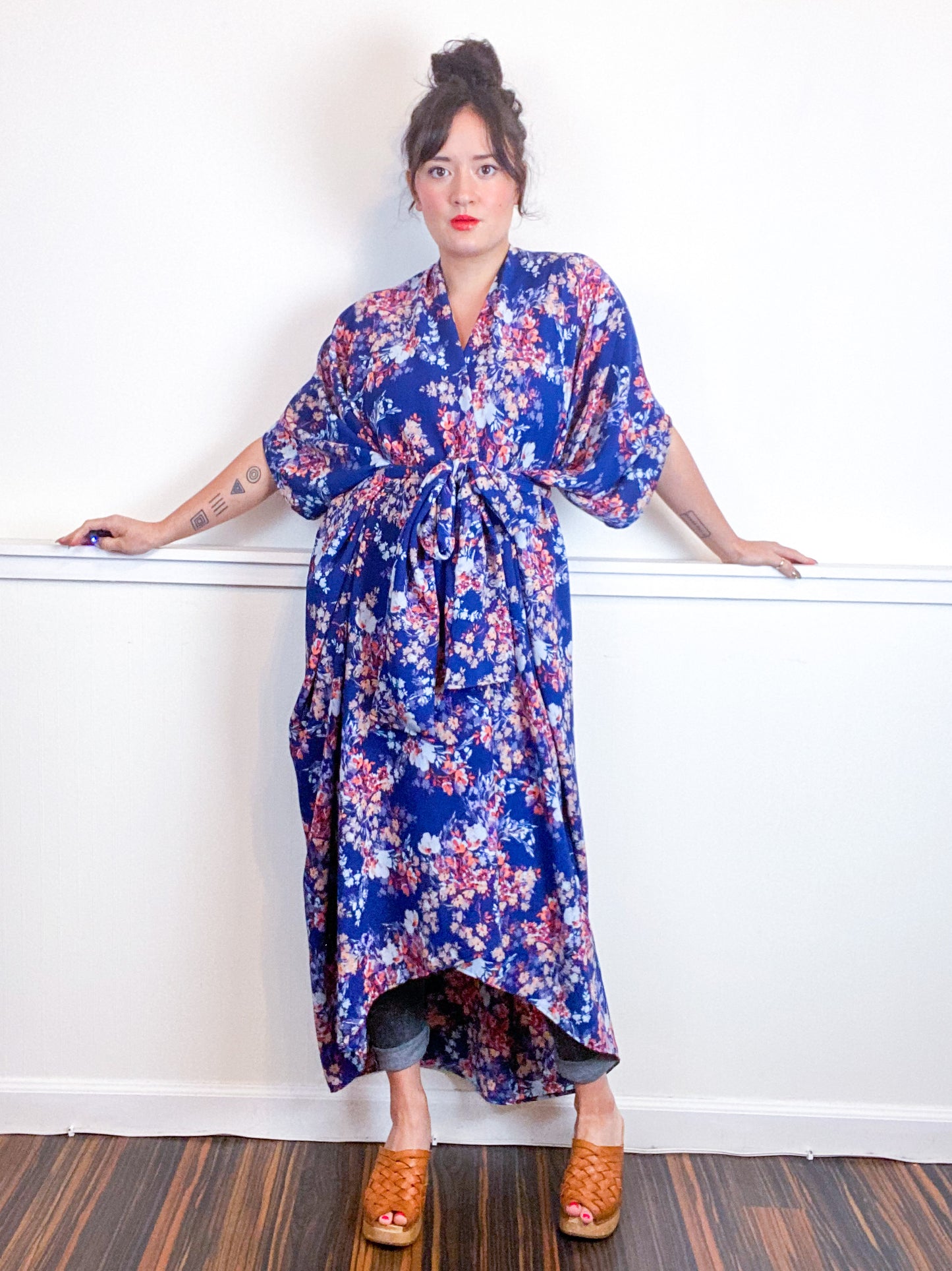 Print High Low Kimono Navy Wildflower Bubble Crepe
