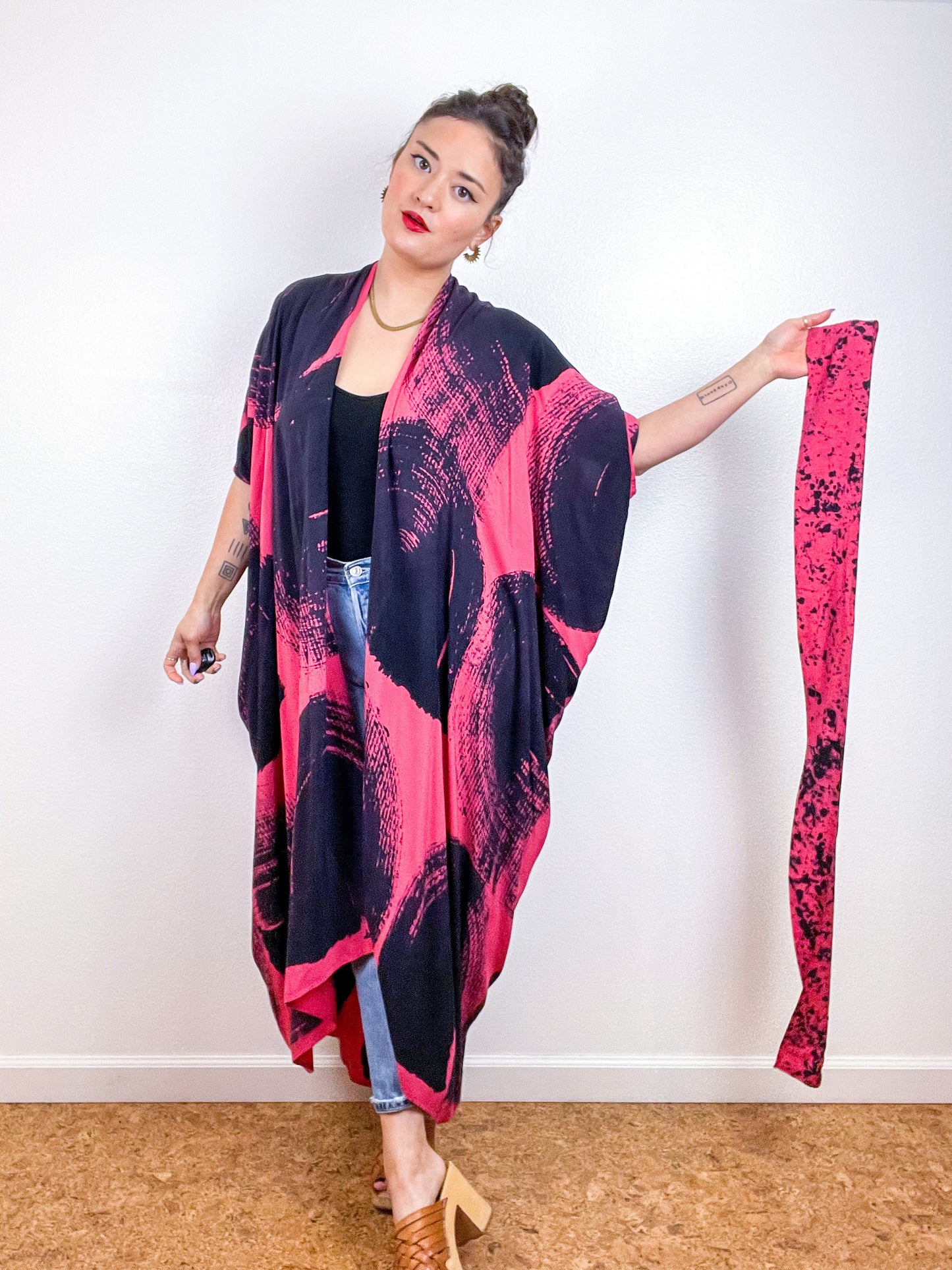 Hand-Dyed High Low Kimono Coral Black Brushstroke