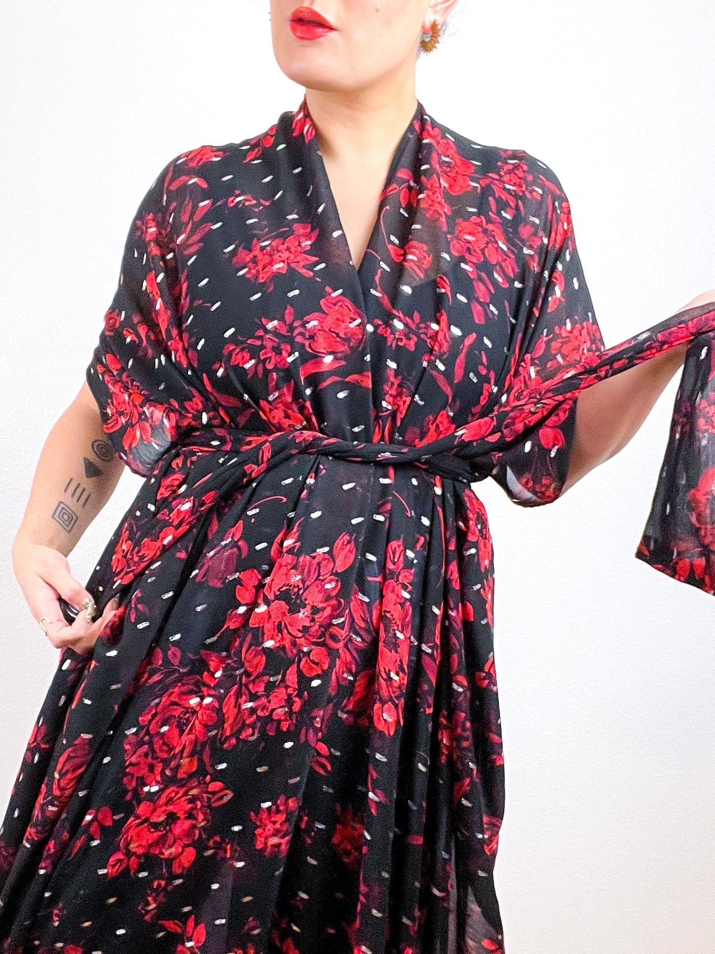 Print High Low Kimono Red Rose Silver Chiffon