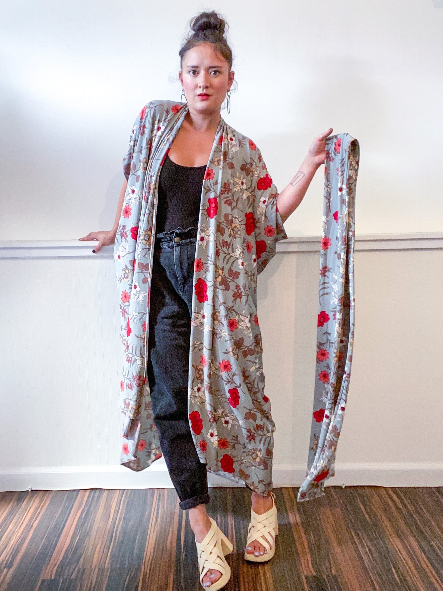 Print High Low Kimono Grey Floral Slinky Knit