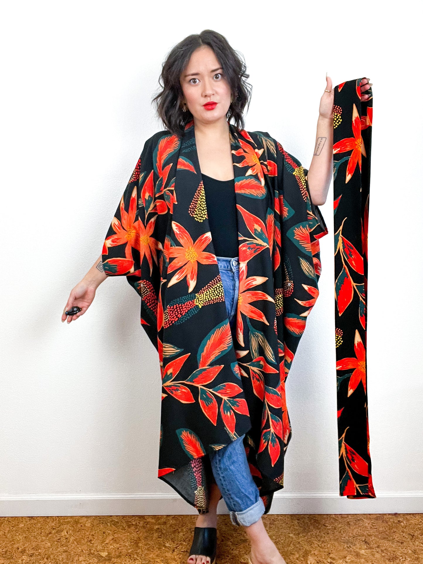 Print High Low Kimono Black Red Tropical Challis