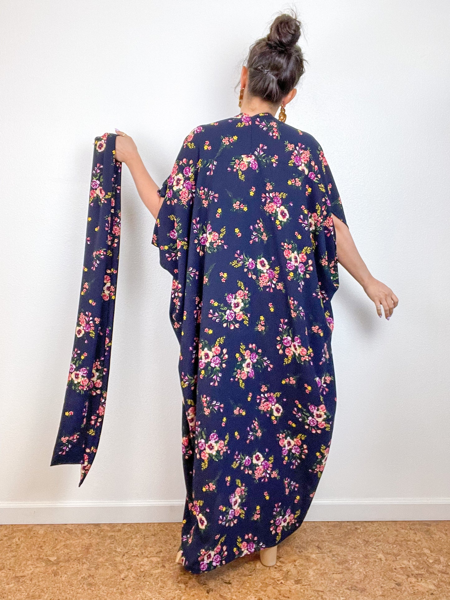 Print High Low Kimono Navy Floral Bouquet Bubble Crepe