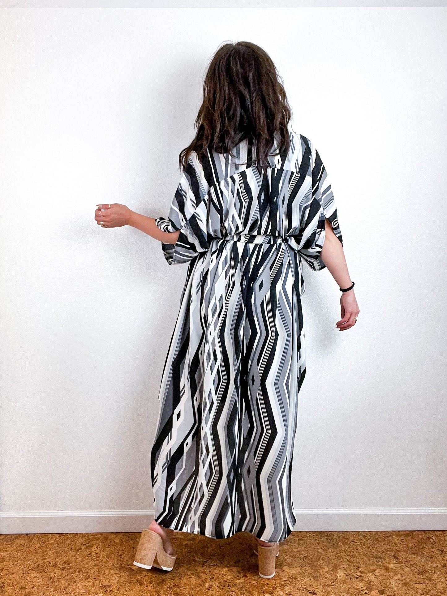 Print High Low Kimono Black Grey Ziggy Georgette