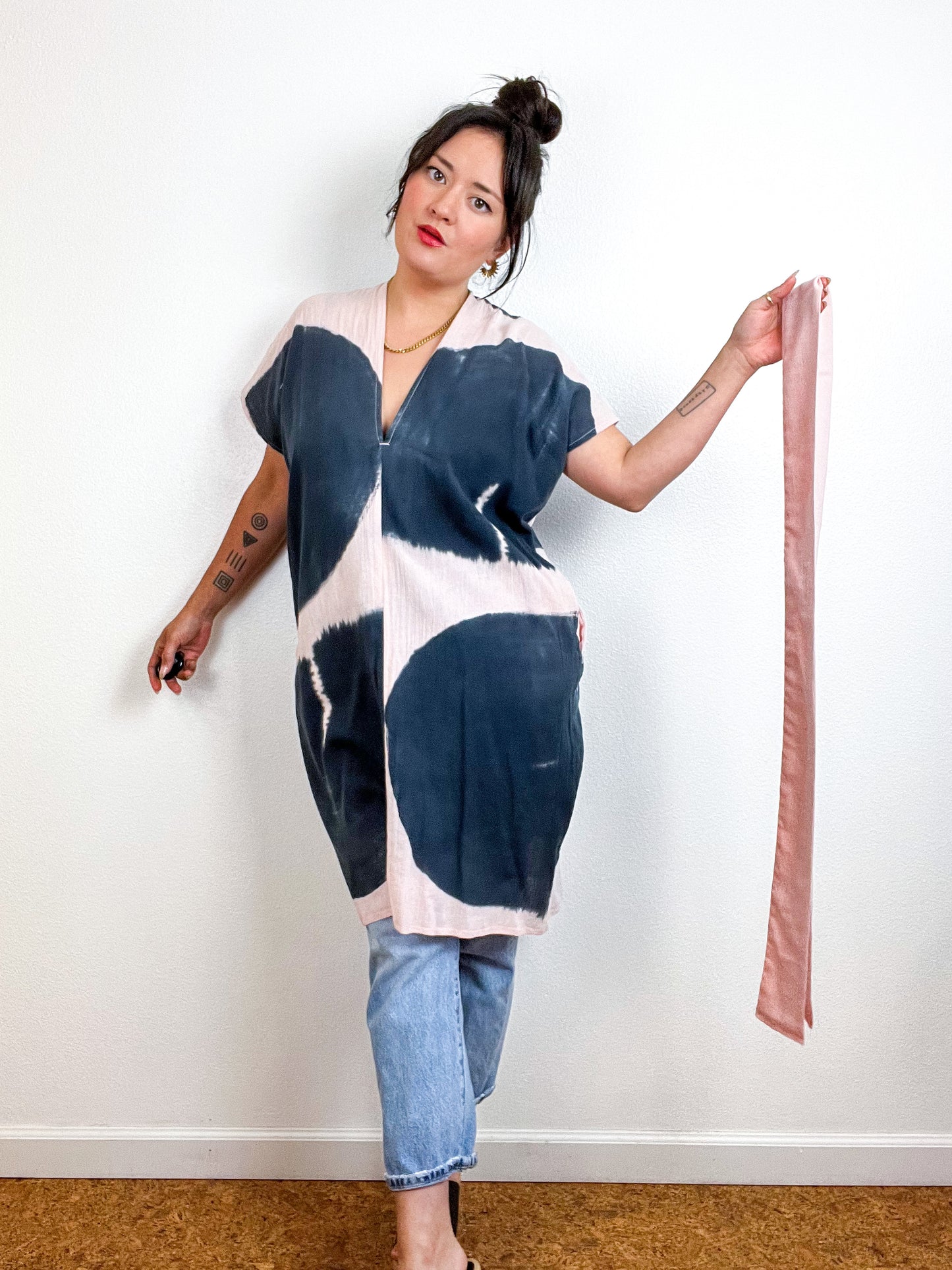 Single Gauze Mini Caftan Dress Blush Graphite Brushstrokes