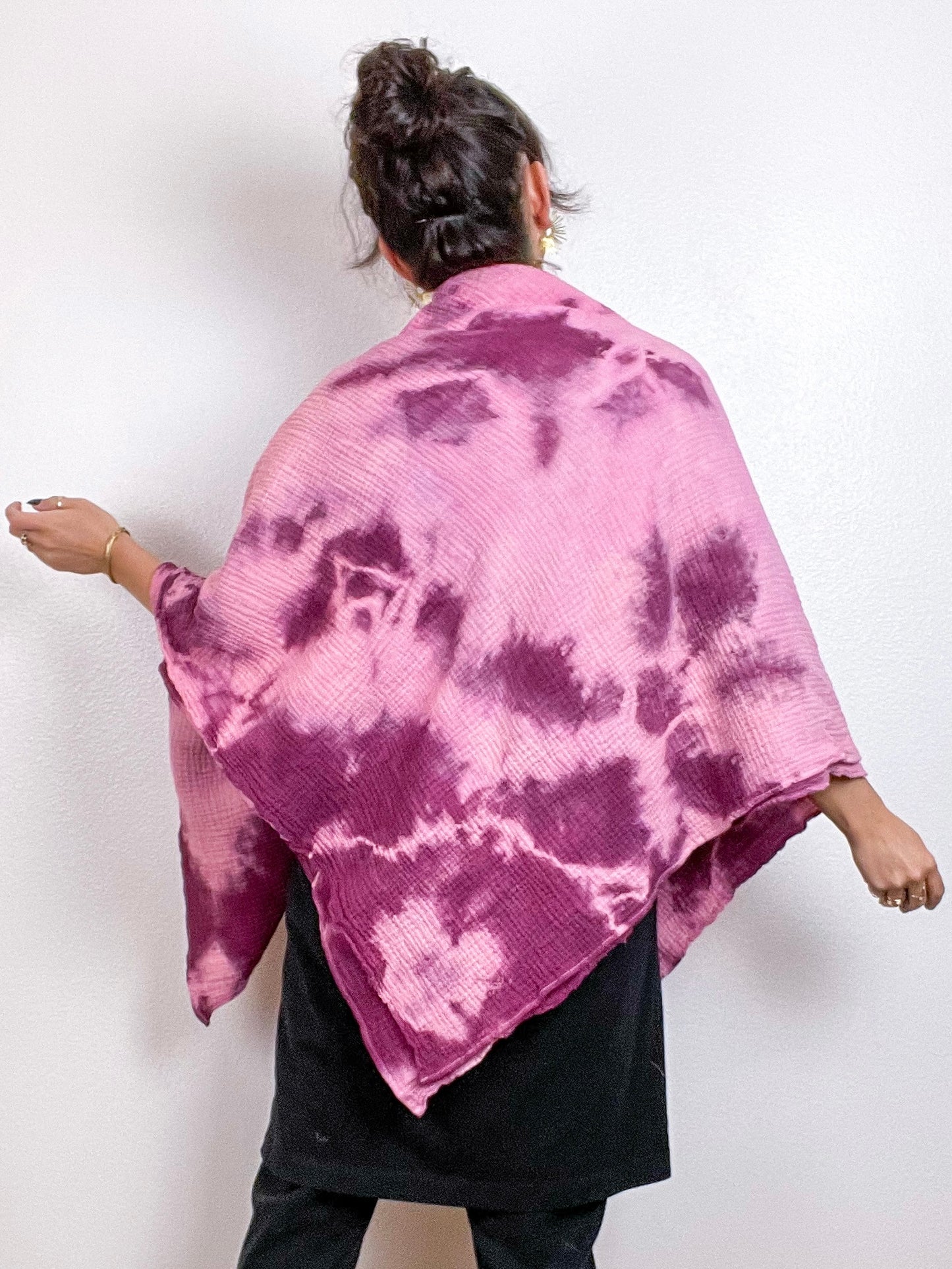 Hand-Dyed Double Gauze Blanket Scarf Magenta Tie