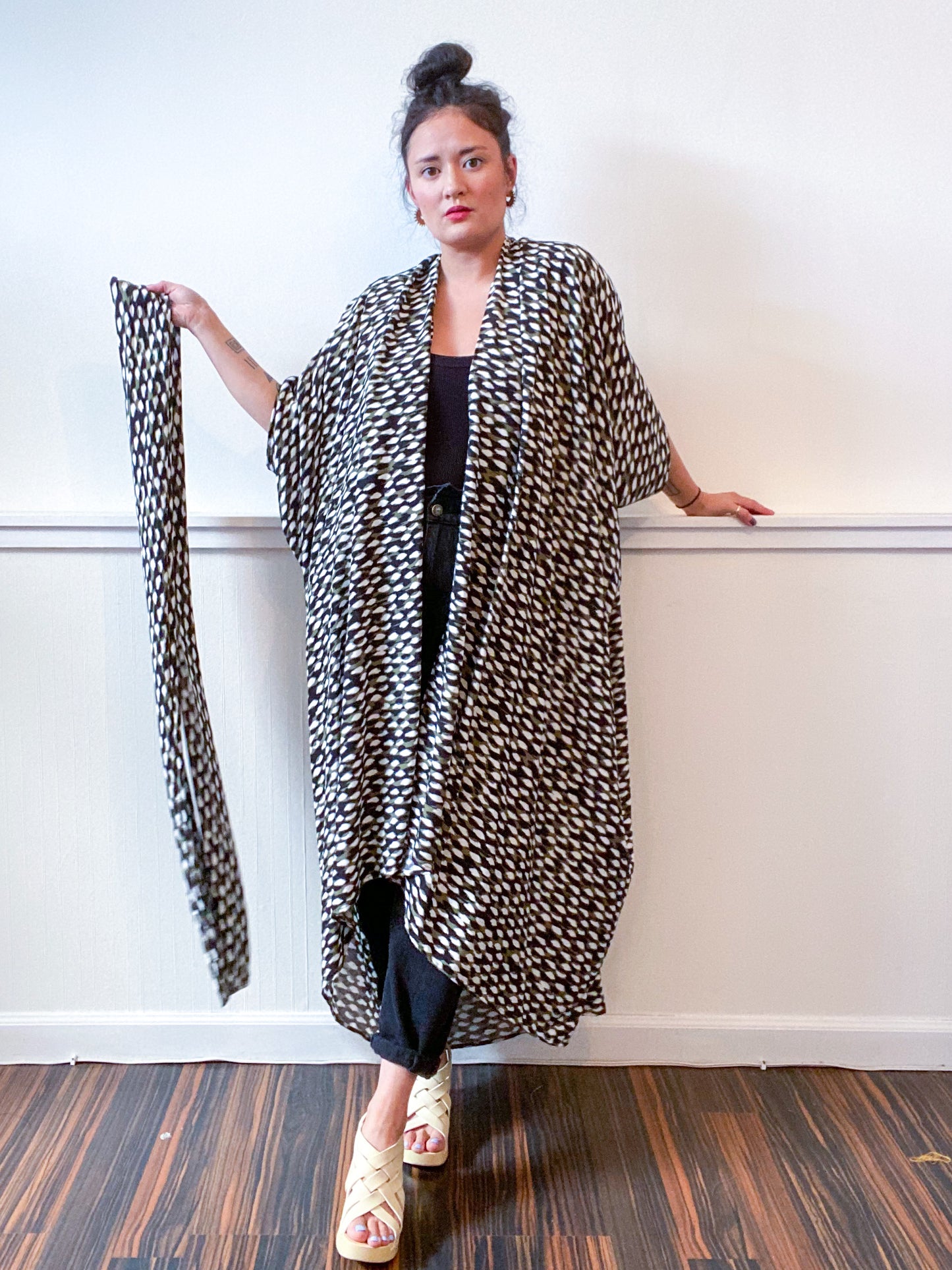 Print High Low Kimono Black Olive Snake Rayon Challis