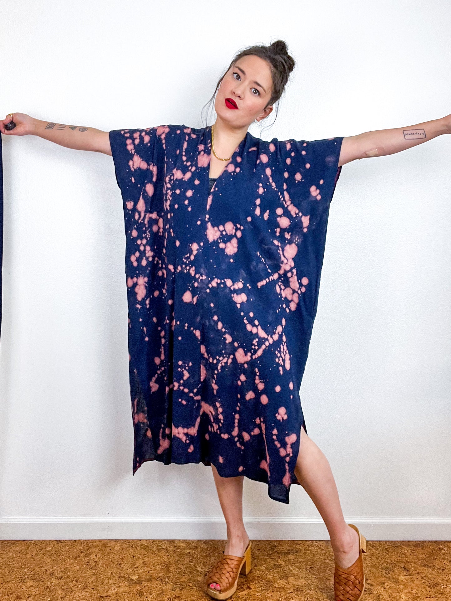 Single Gauze Midi Caftan Dress Navy Peach Speckle