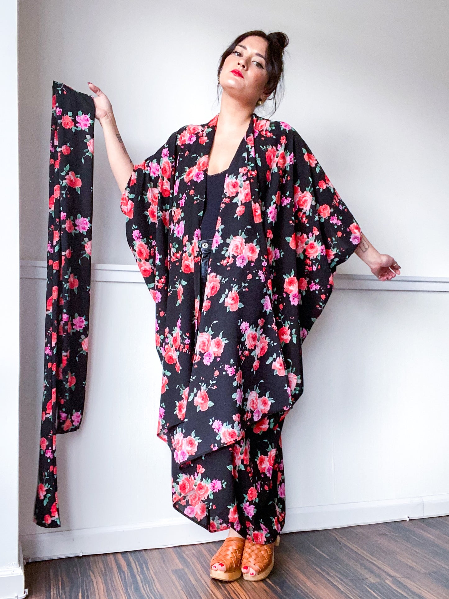 Print High Low Kimono Black Red Pink Roses