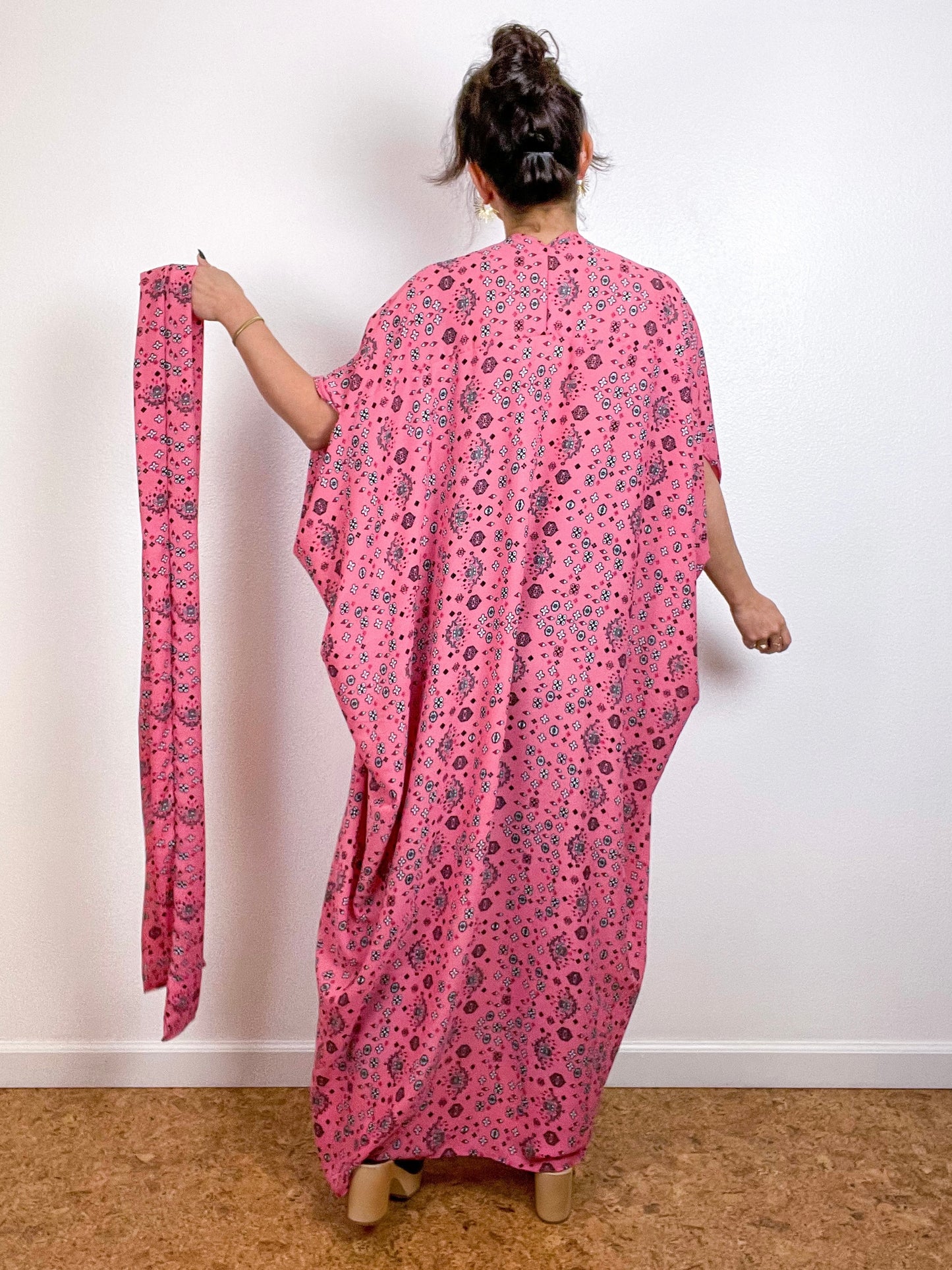 Print High Low Kimono Coral Mini Symbols Crepe