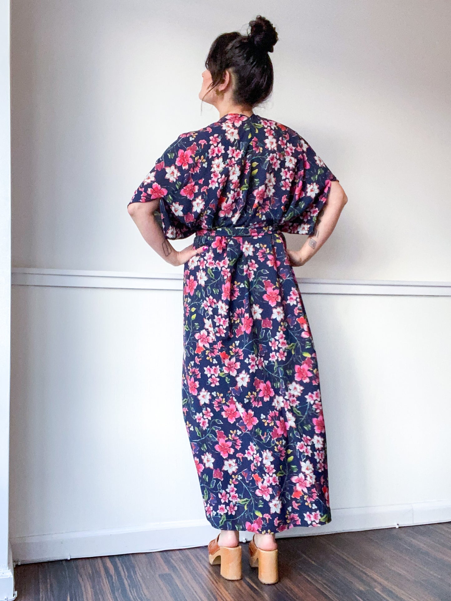 Print High Low Kimono Navy Sweetpea