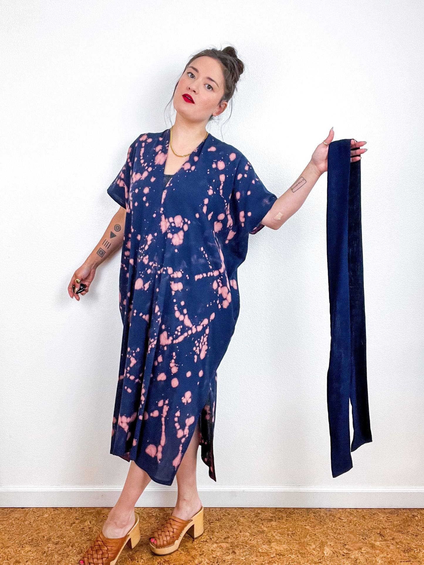 Single Gauze Midi Caftan Dress Navy Peach Speckle