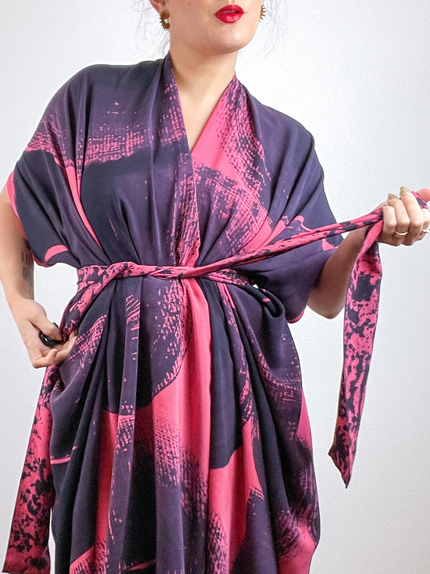 Hand-Dyed High Low Kimono Coral Black Brushstroke