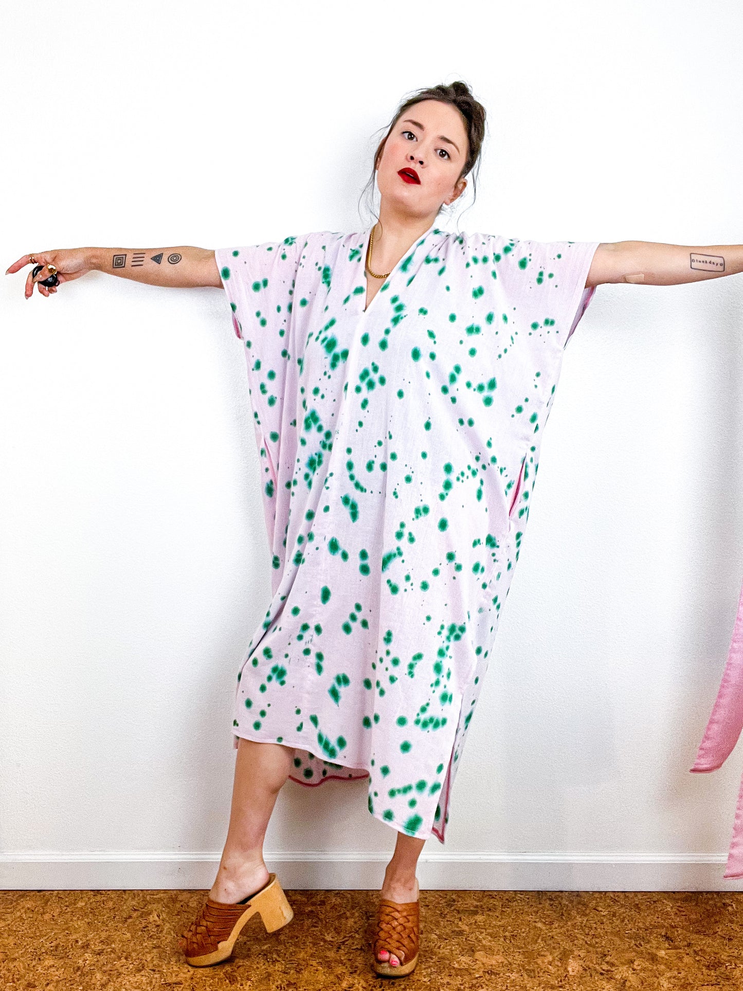 Single Gauze Midi Caftan Dress Blush Green Speckle