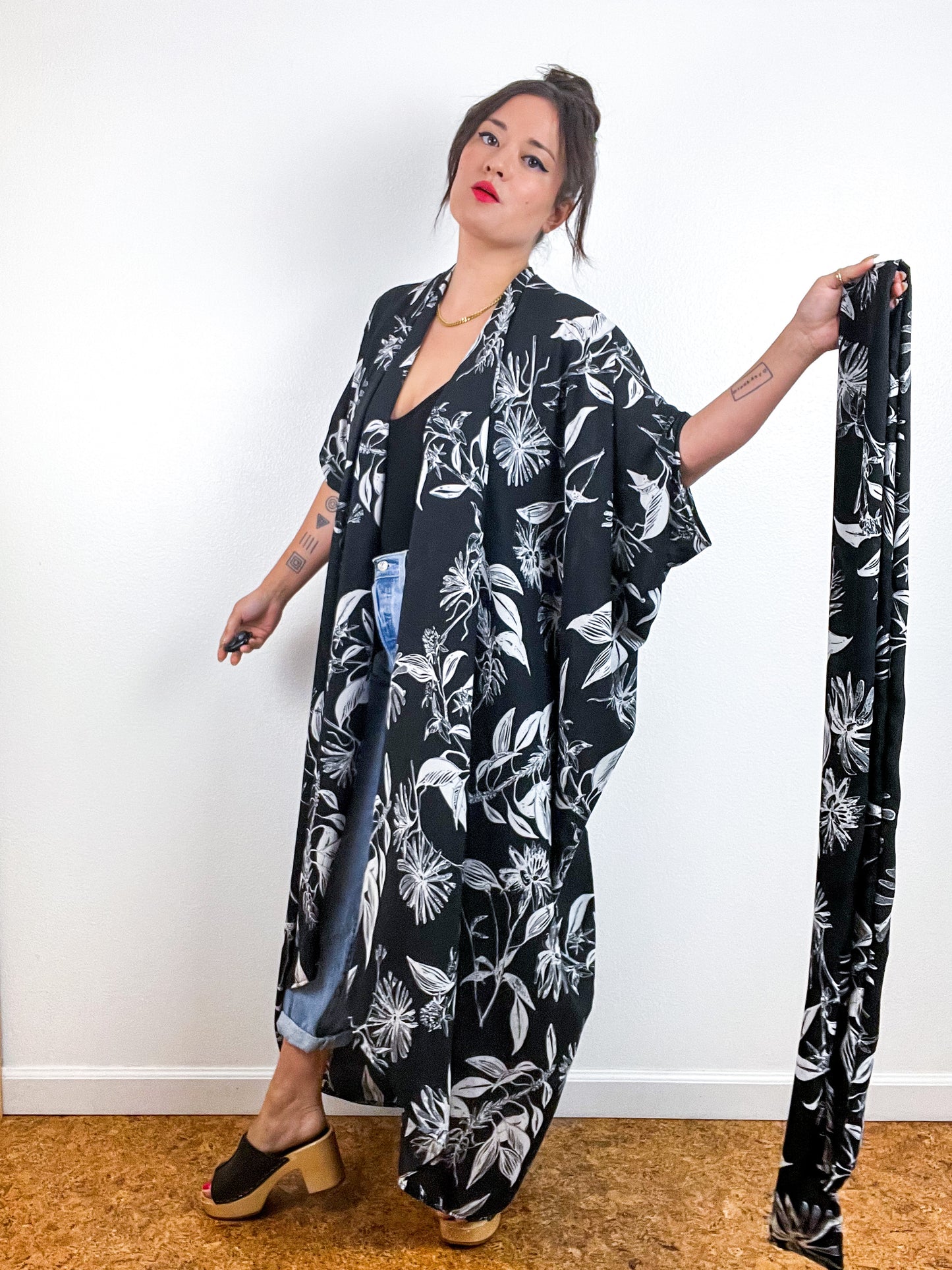 Print High Low Kimono Black Botanicals Georgette