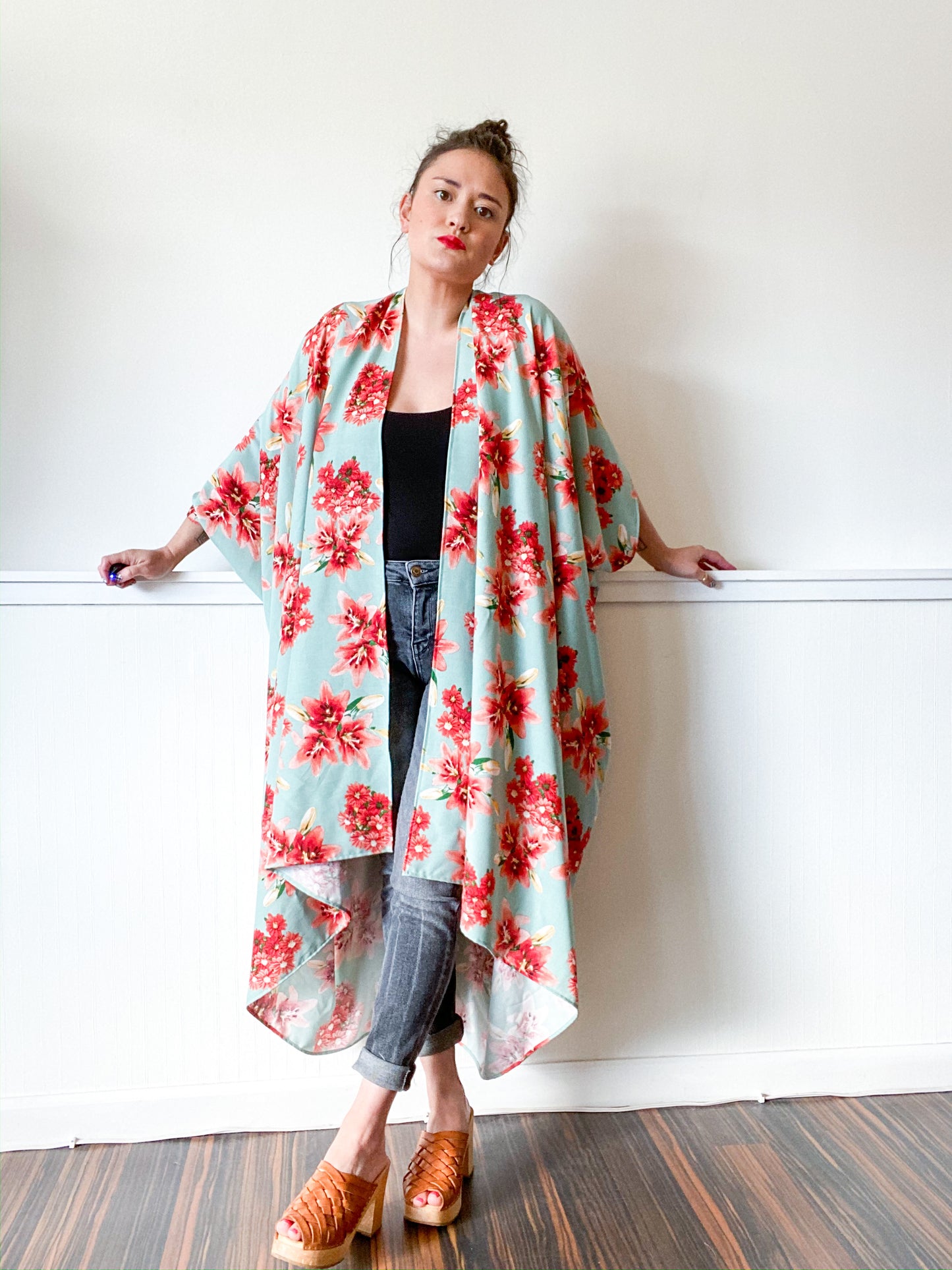 Print High Low Kimono Sage Red Lilies