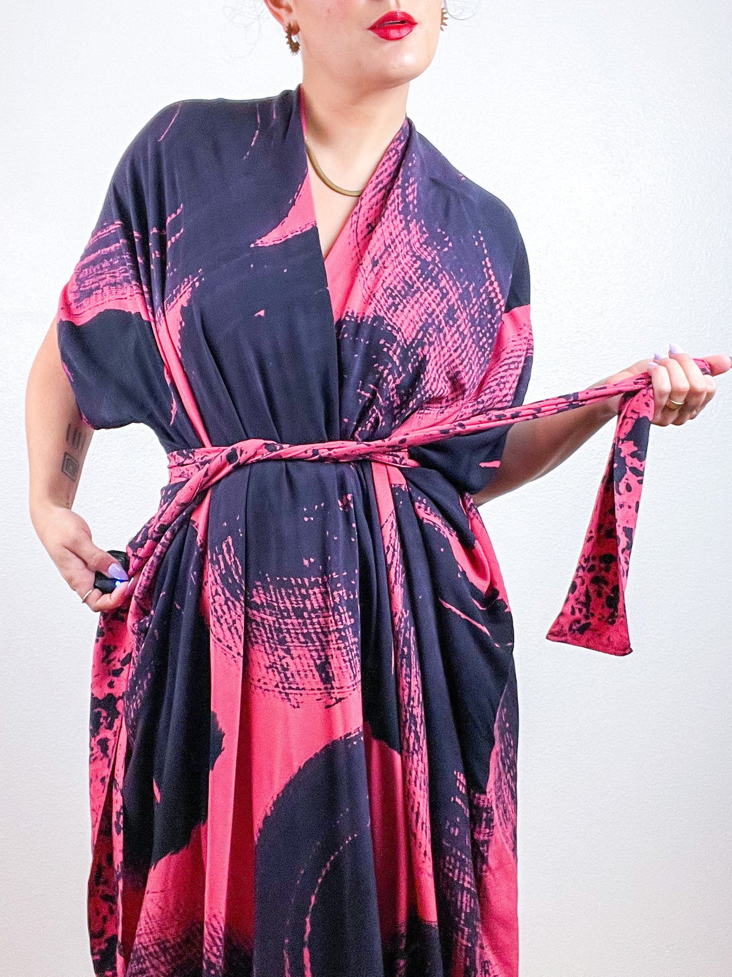 Hand-Dyed High Low Kimono Coral Black Brushstroke