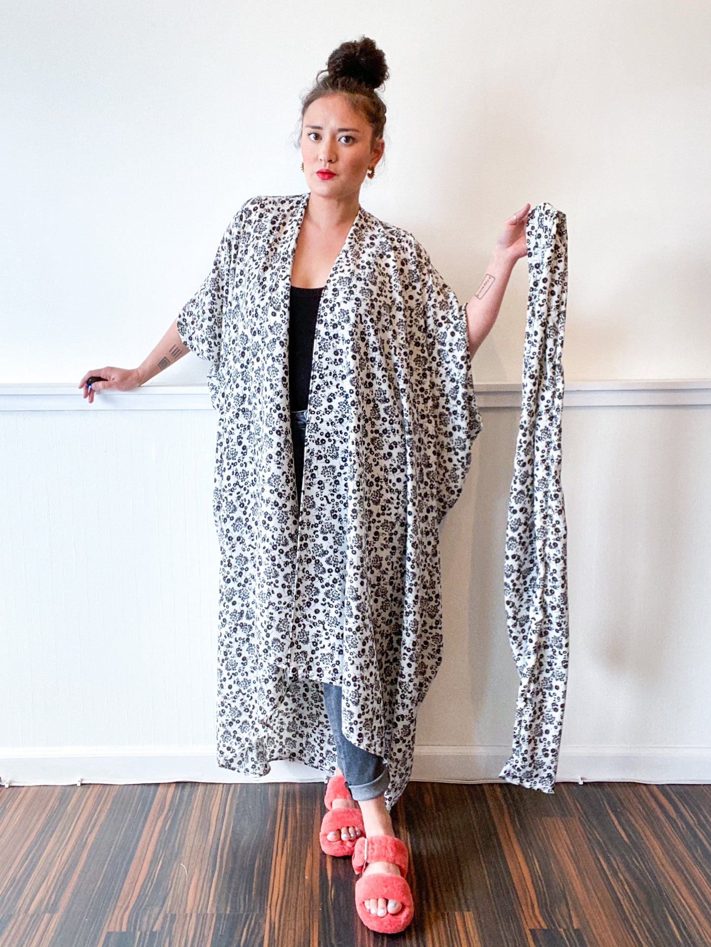 Print High Low Kimono Black White Mini Floral Crepe de Chine