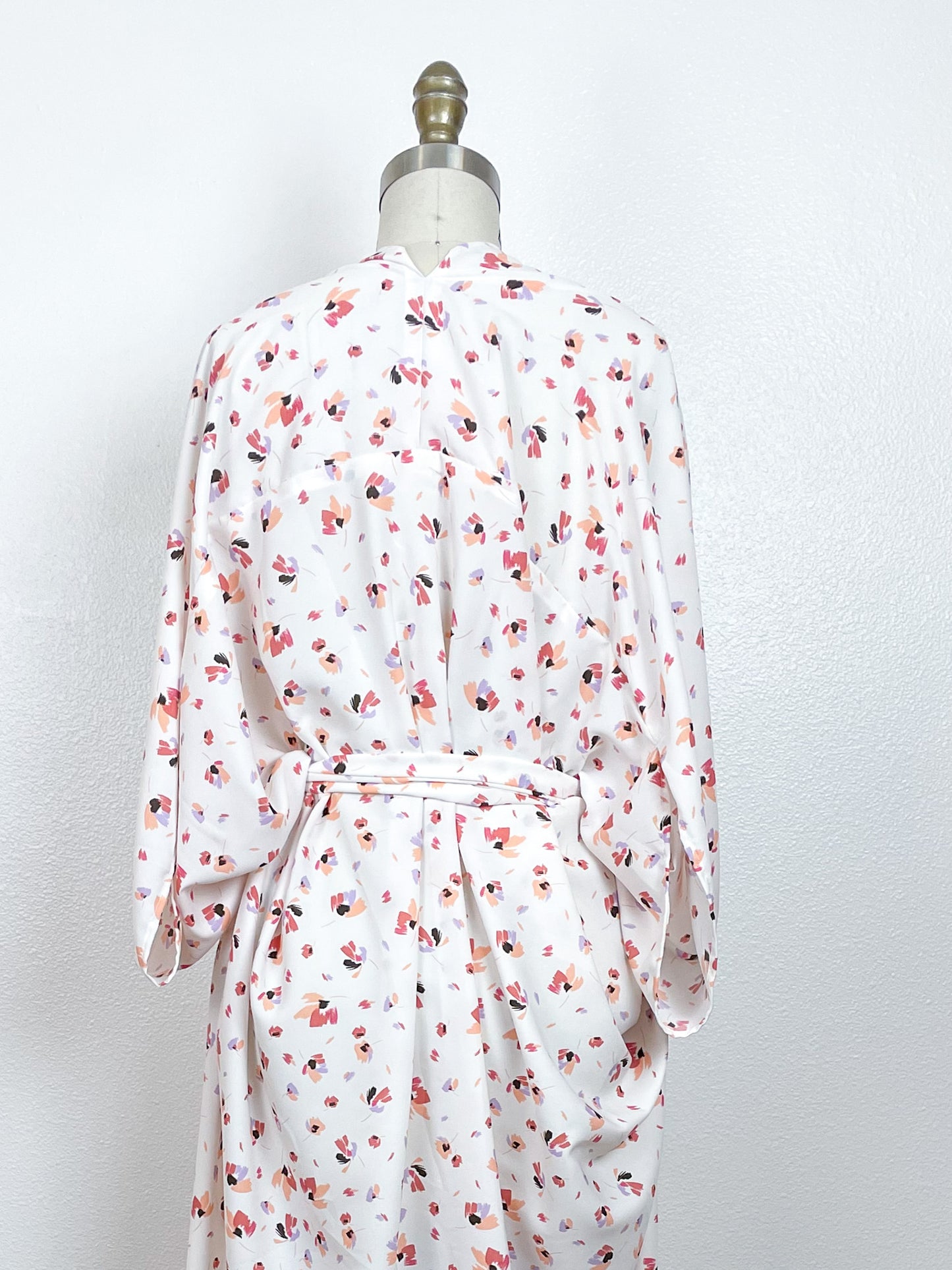 Print High Low Kimono Ivory Pink Petals Poly Challis