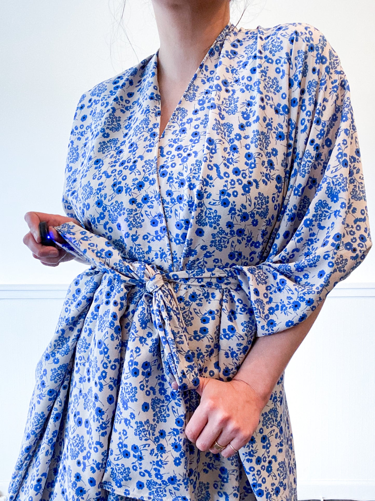 Print High Low Kimono Blue Ivory Mini Floral Crepe de Chine