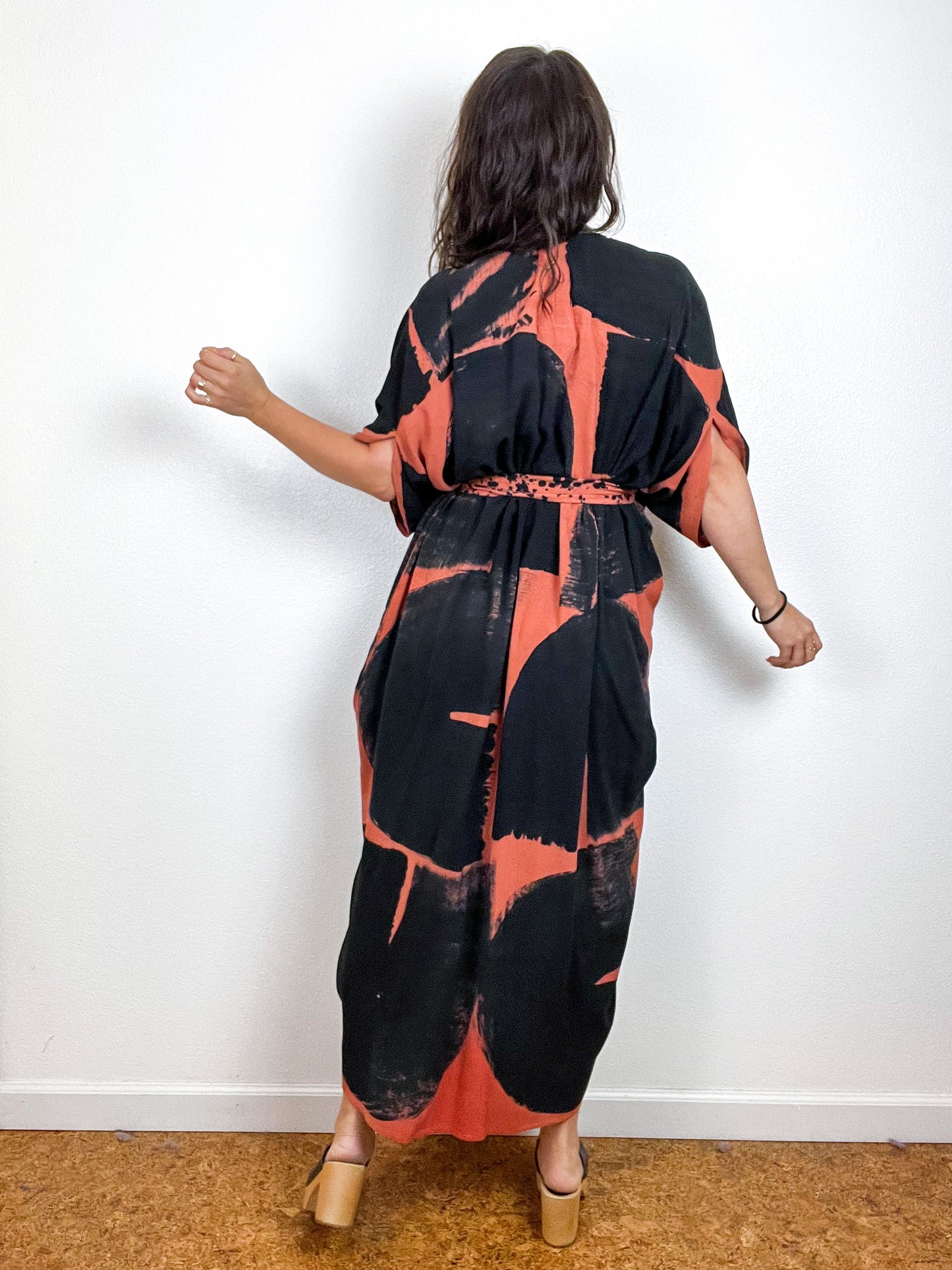 Hand-Dyed High Low Kimono Rust Black Brushstroke
