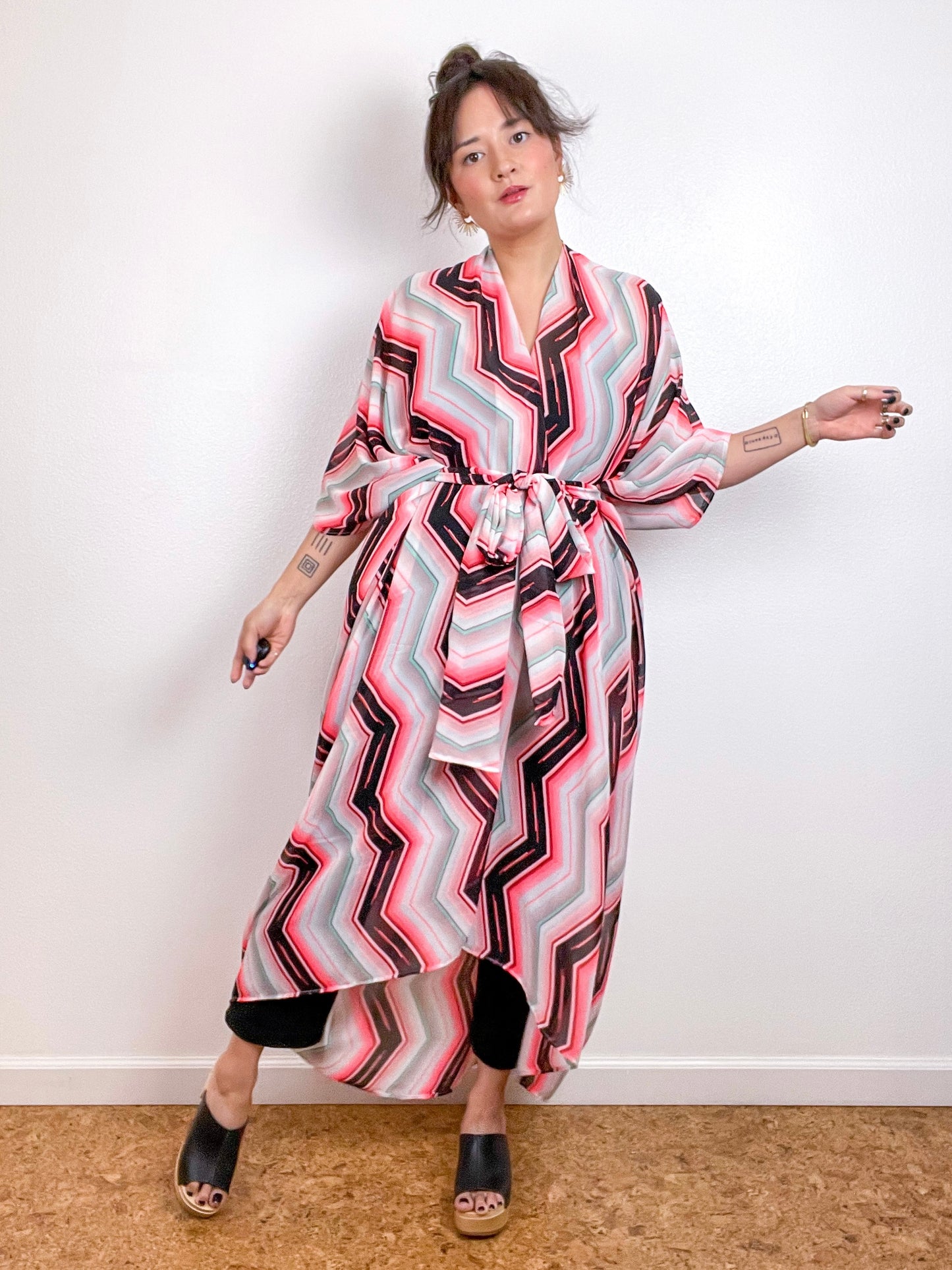 Print High Low Kimono Pink Chevron Chiffon