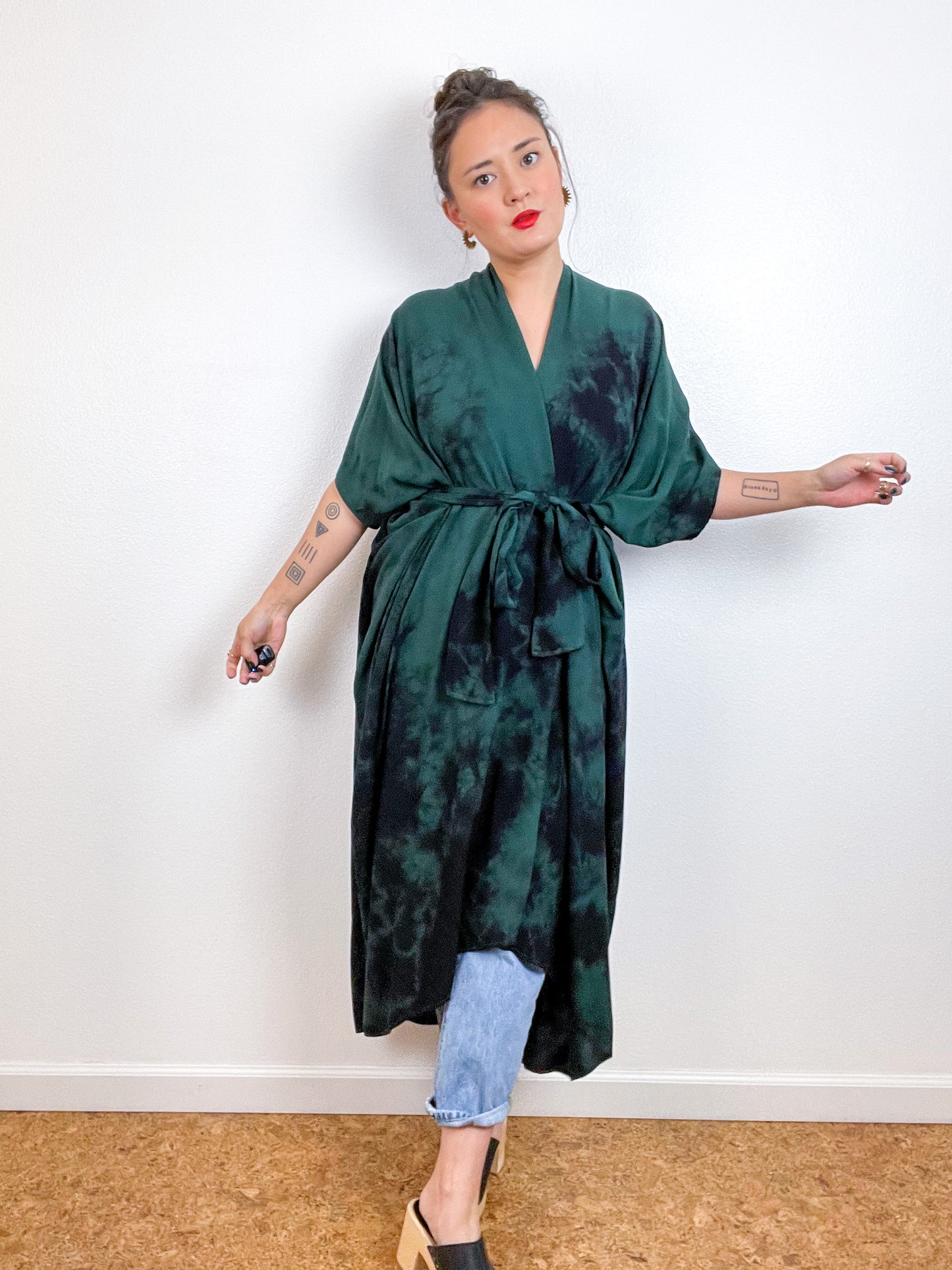 Hand-Dyed High Low Kimono Emerald Black Tie