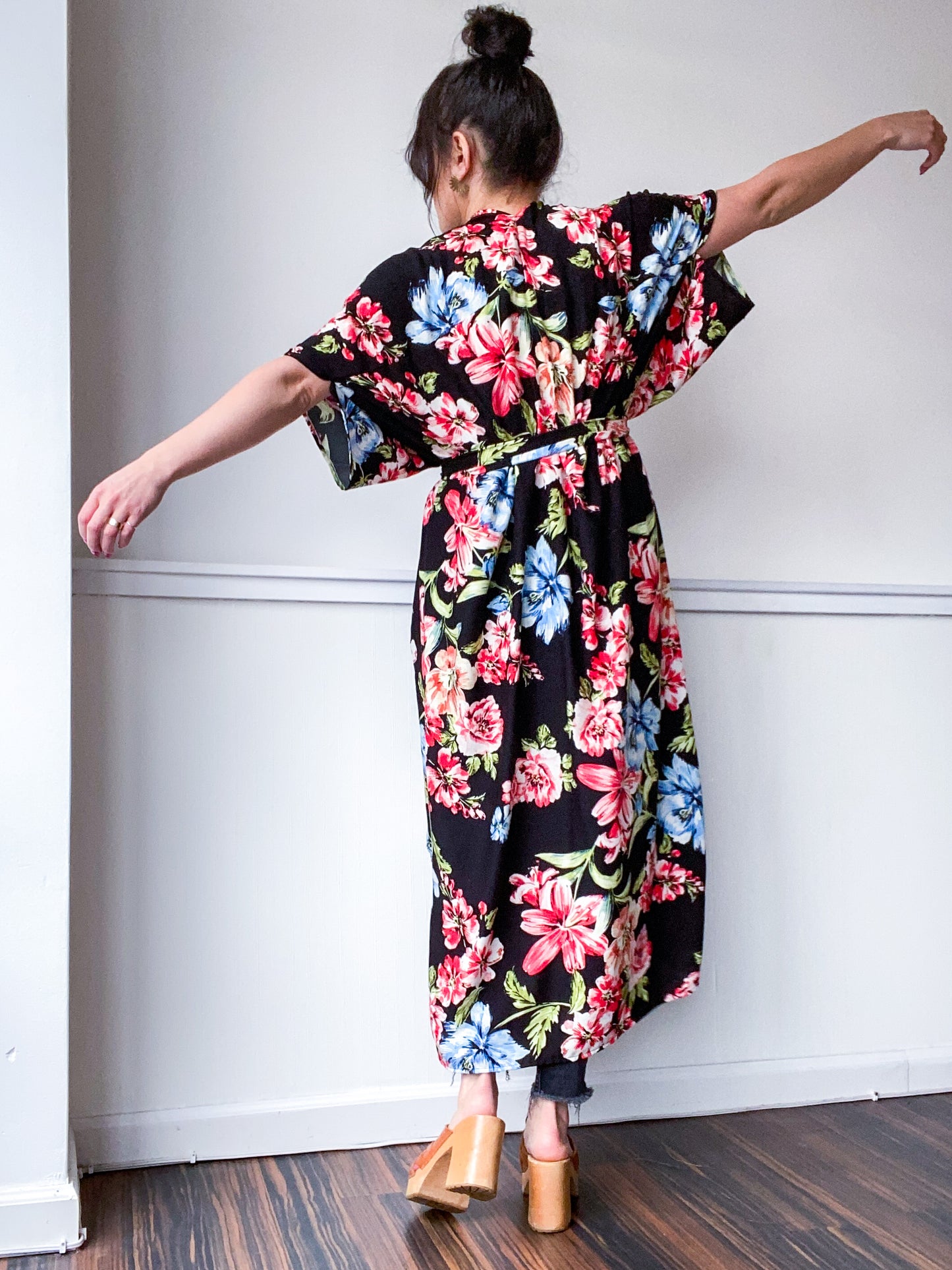 Print High Low Kimono Tropical Lily Floral