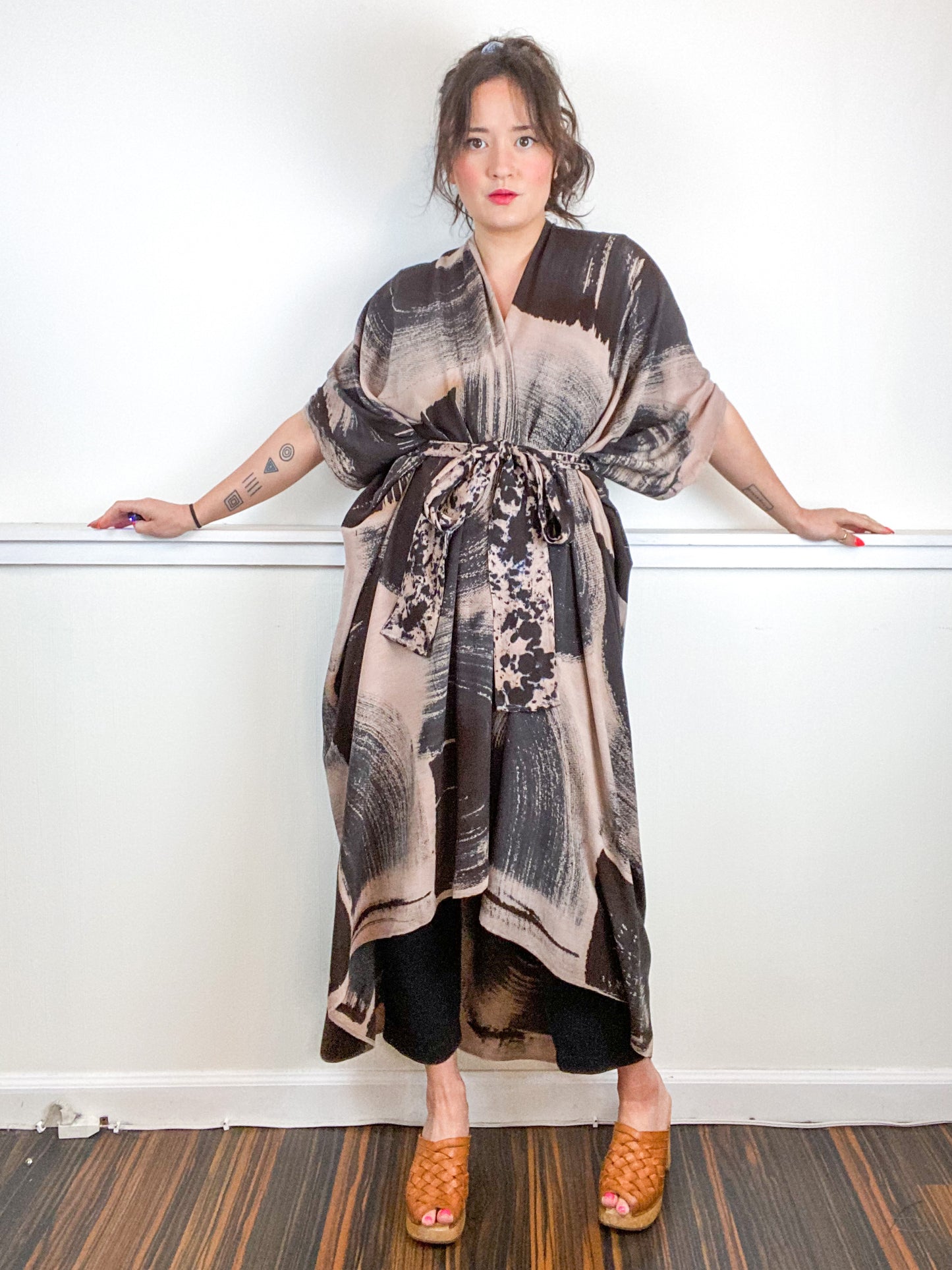 Hand-Dyed High Low Kimono Textured Blush Black Brushstroke