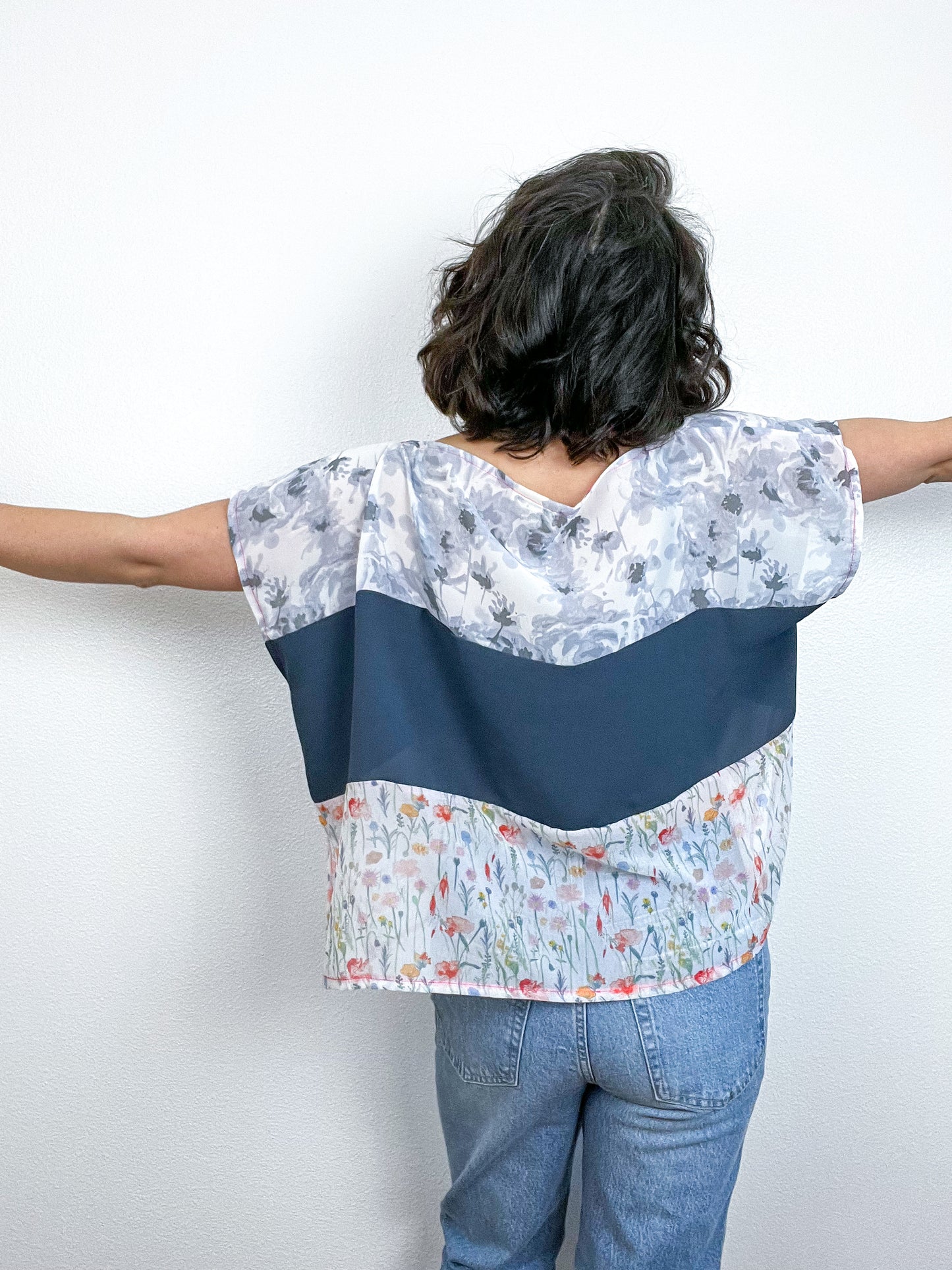 Scrappy Crop Grey Wildflower Floral