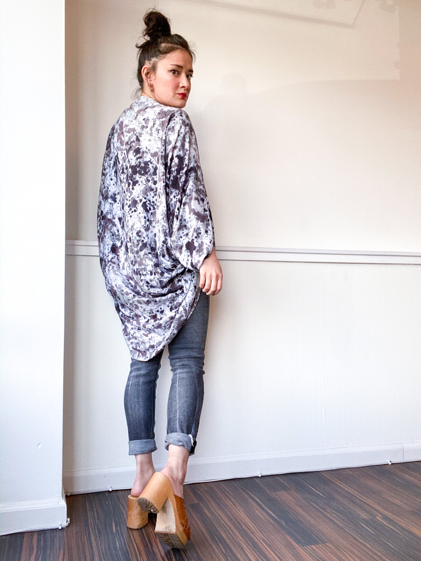 Hand-Dyed Waterfall Kimono Speckle Black Grey