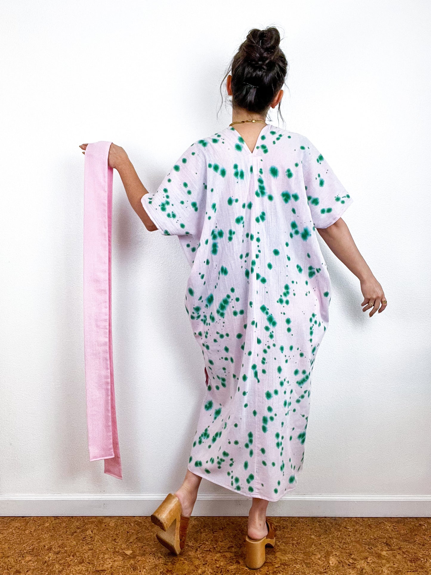 Single Gauze Midi Caftan Dress Blush Green Speckle
