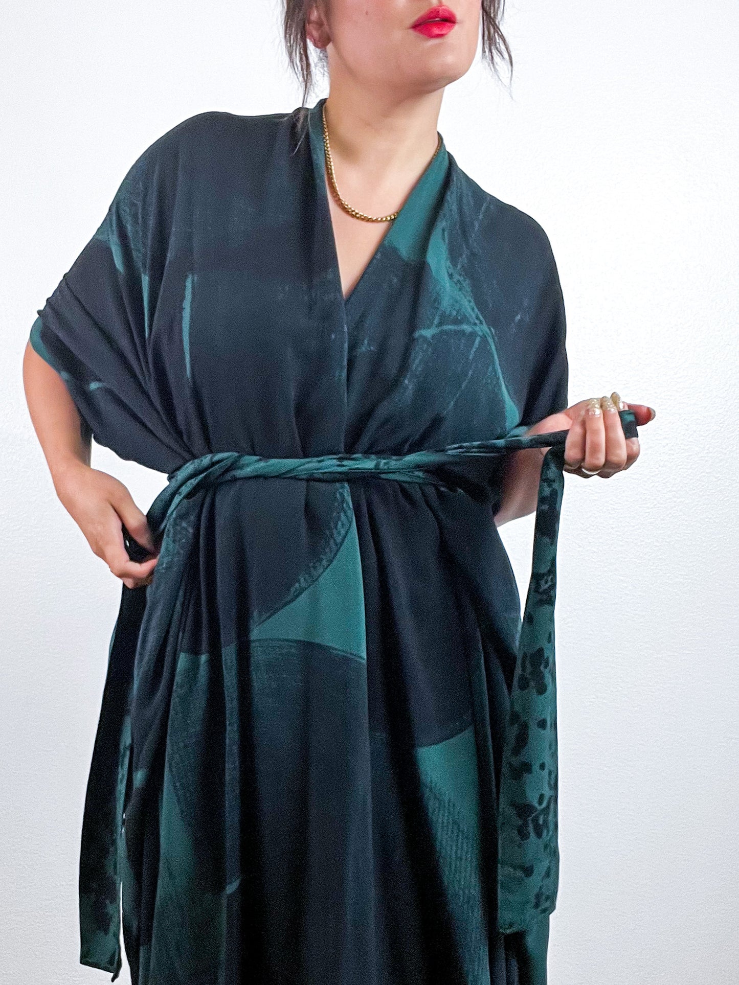 Hand-Dyed High Low Kimono Forest Black Arc