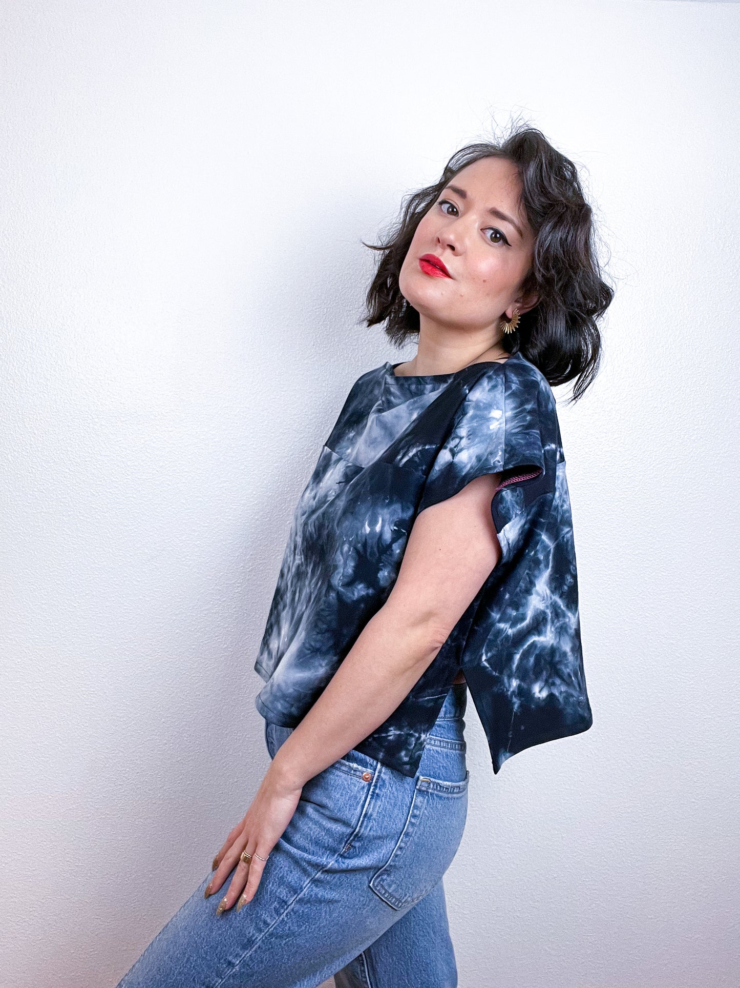 Hand-Dyed Sweatshirt Crop Black Tie