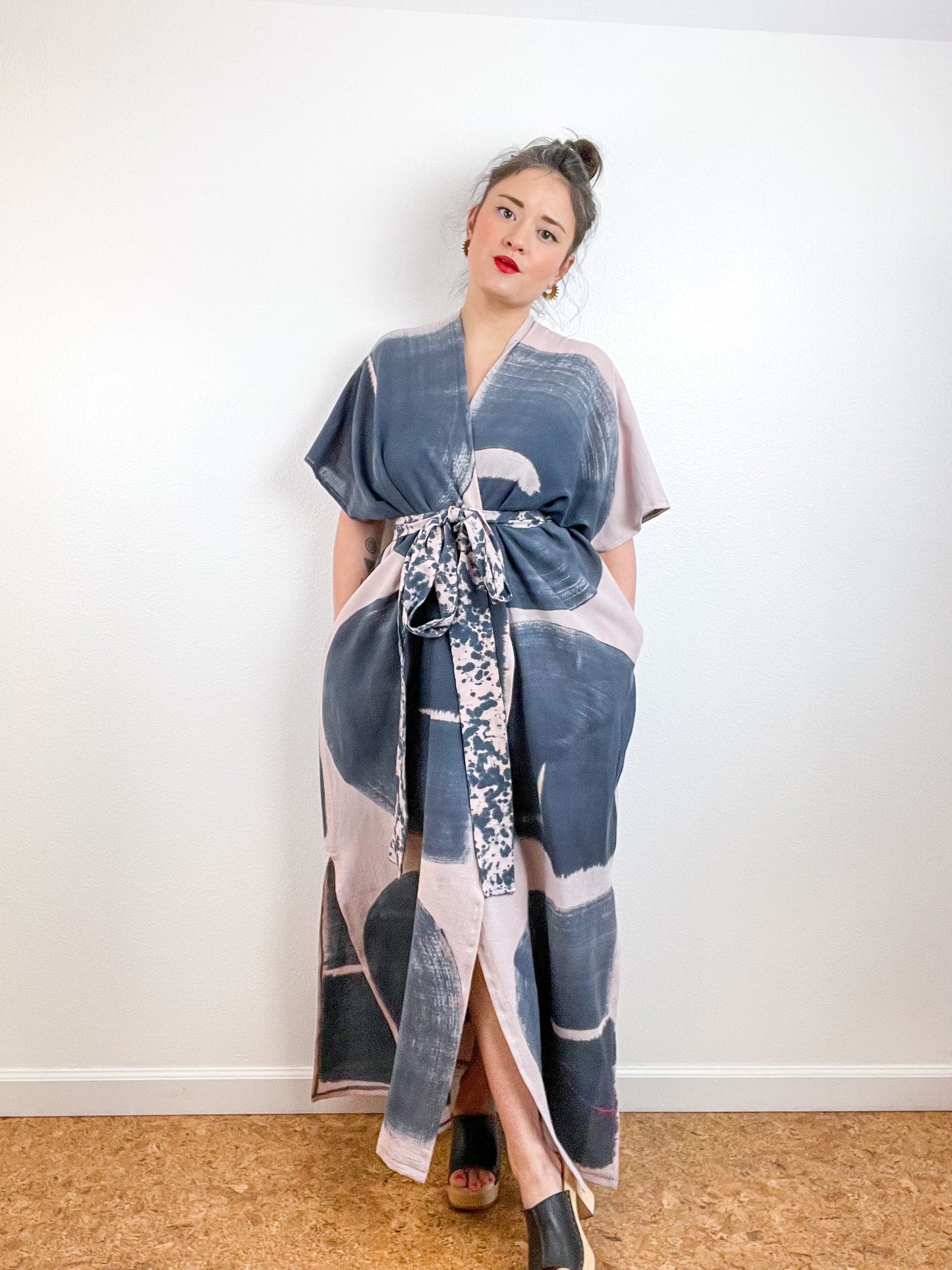 Single Gauze Duster Kimono Blush Graphite Brushstrokes