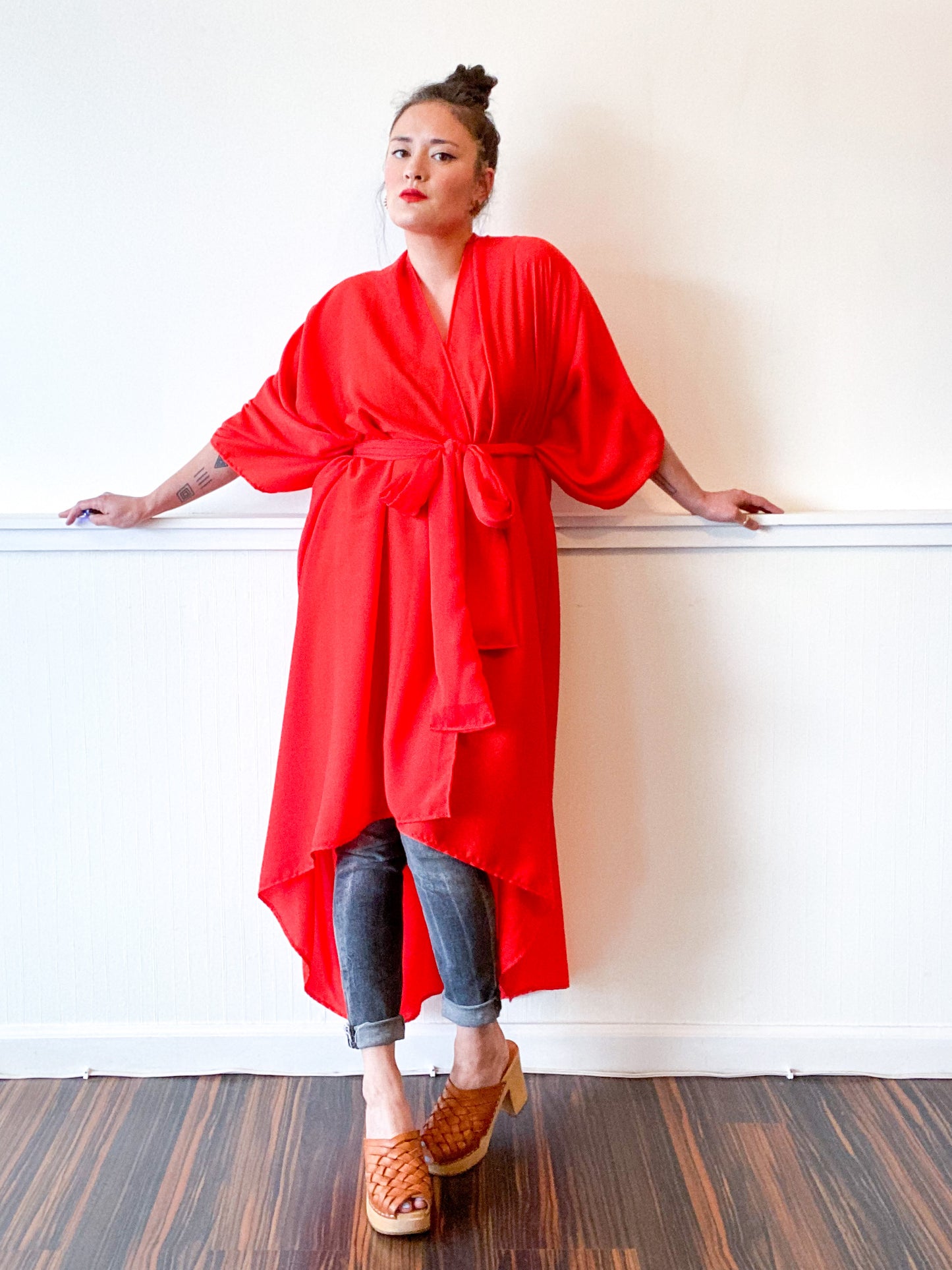 Print High Low Kimono Solid Scarlet Georgette