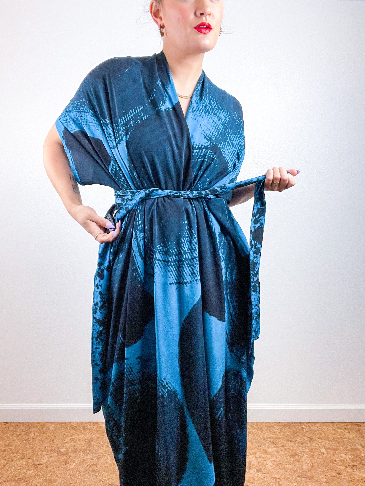 Hand-Dyed High Low Kimono Turquoise Black Brushstroke