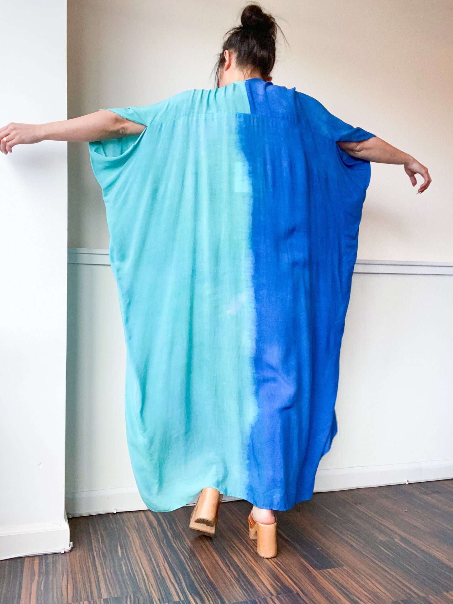 Hand-Dyed High Low Long Kimono 2-Tone Aqua Blue