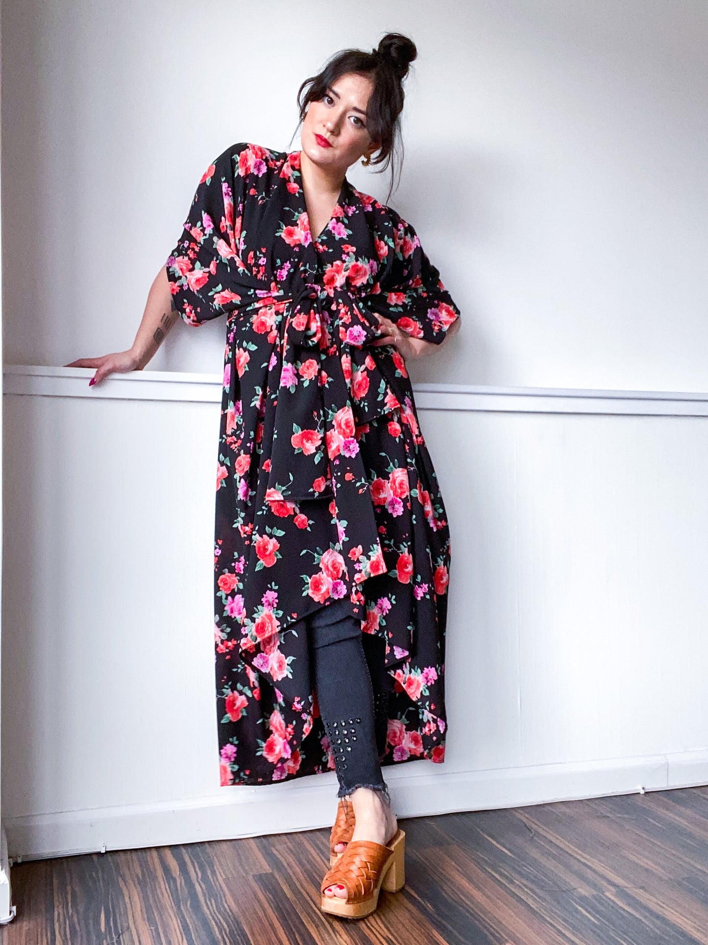 Print High Low Kimono Black Red Pink Roses