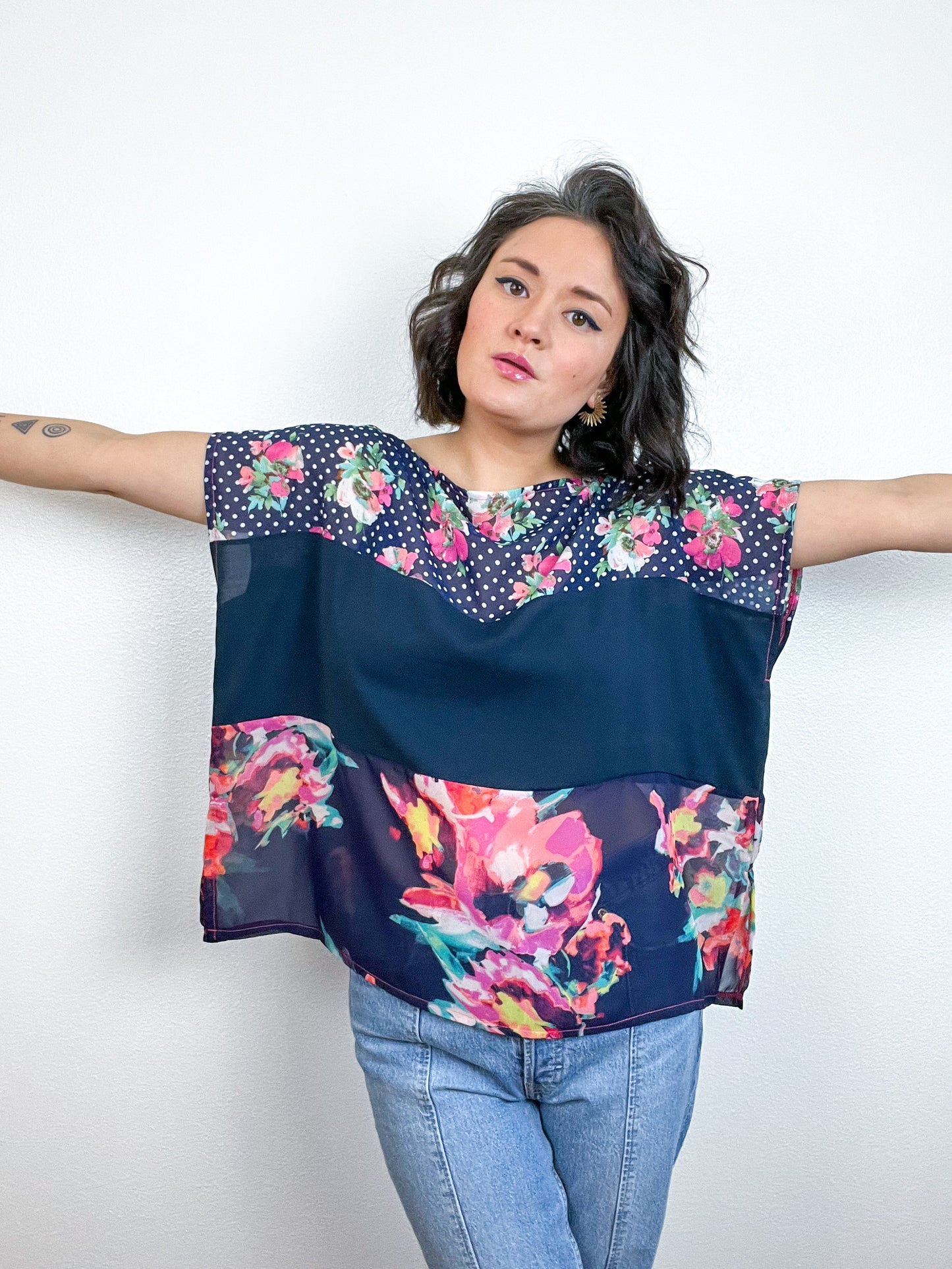 Scrappy Crop Navy Pink Floral